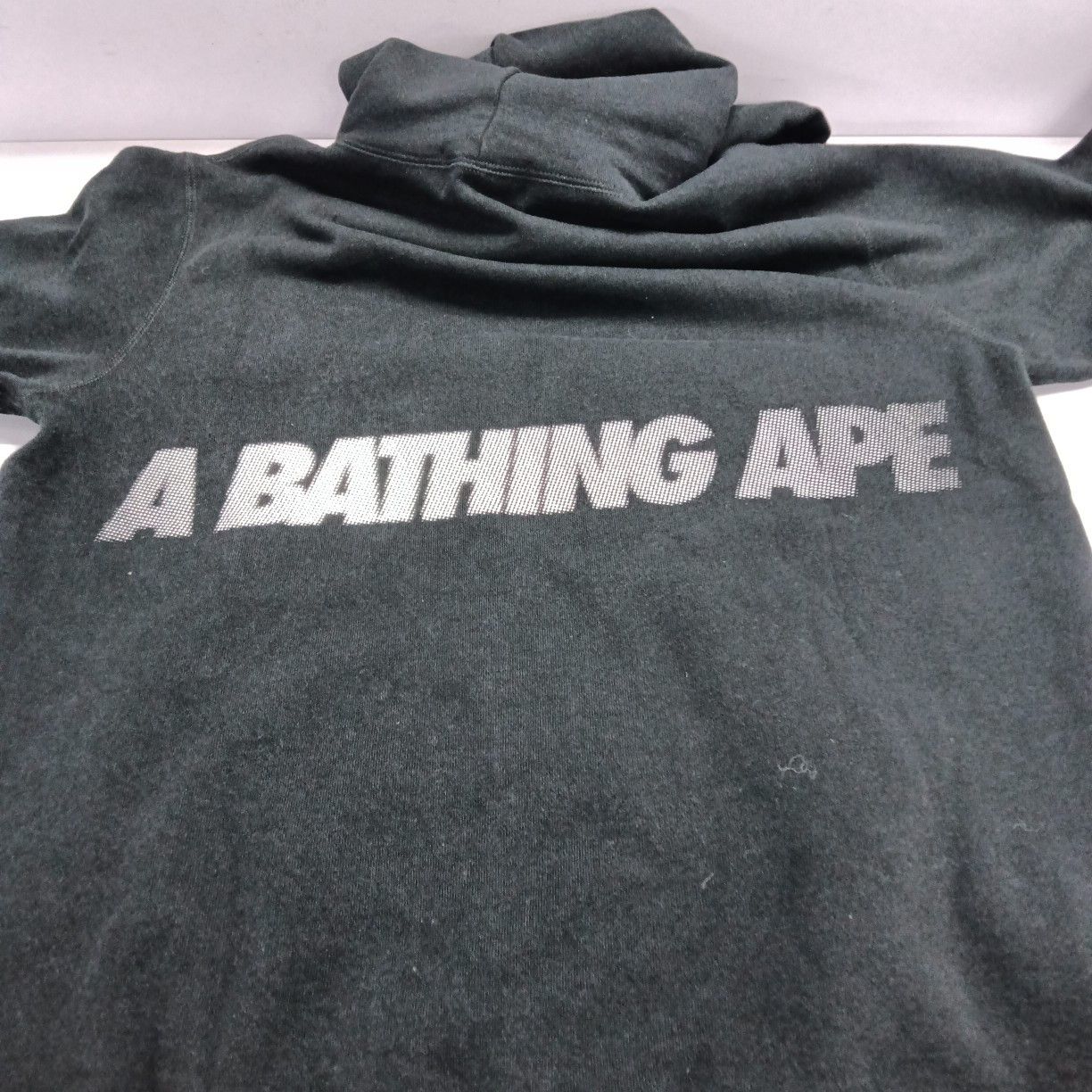 Bape A Bathing Ape Logo Hoodie Size L Size US L / EU 52-54 / 3 - 6 Thumbnail
