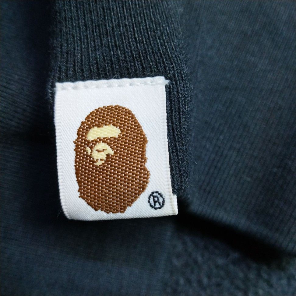 Bape A Bathing Ape World Gone Mad Hoodie Size M Size US M / EU 48-50 / 2 - 5 Thumbnail