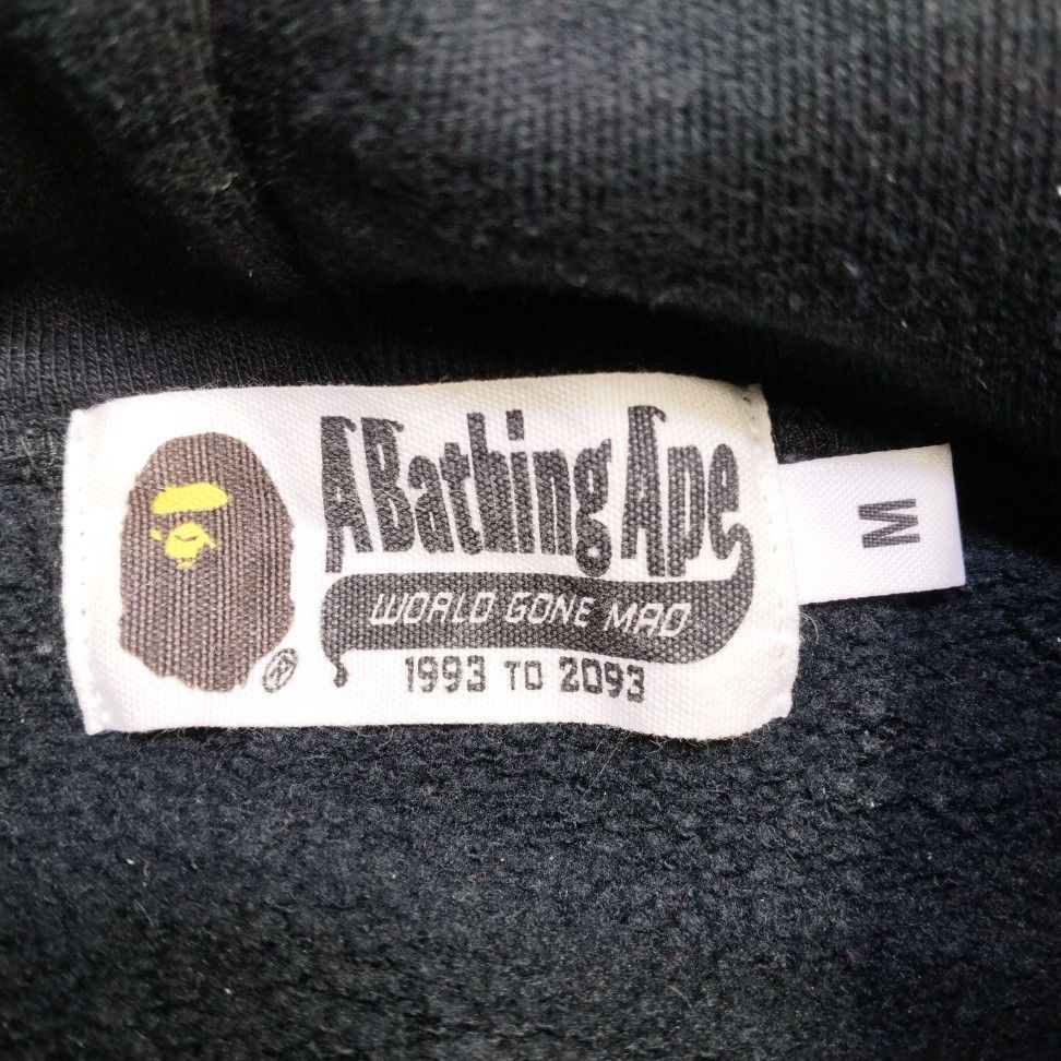 Bape A Bathing Ape World Gone Mad Hoodie Size M Size US M / EU 48-50 / 2 - 4 Thumbnail