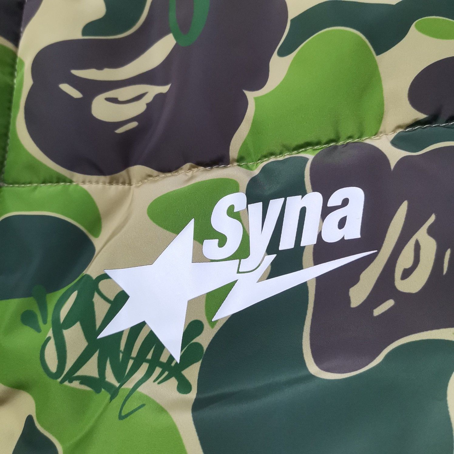 Bape A BATHING APE x SYNA x SPOTIFY Camo Heavy Coat XXL Size US XXL / EU 58 / 5 - 4 Thumbnail