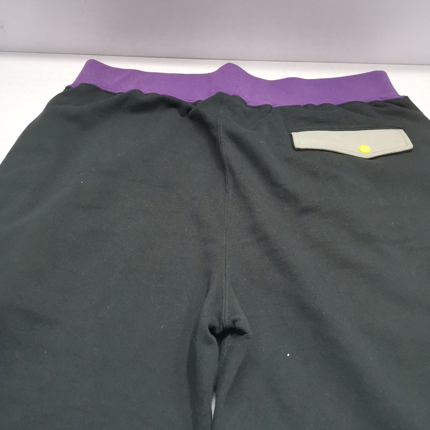Bape A Bathing Ape Ape Head Logo Shorts Size L Size US 34 / EU 50 - 6 Thumbnail