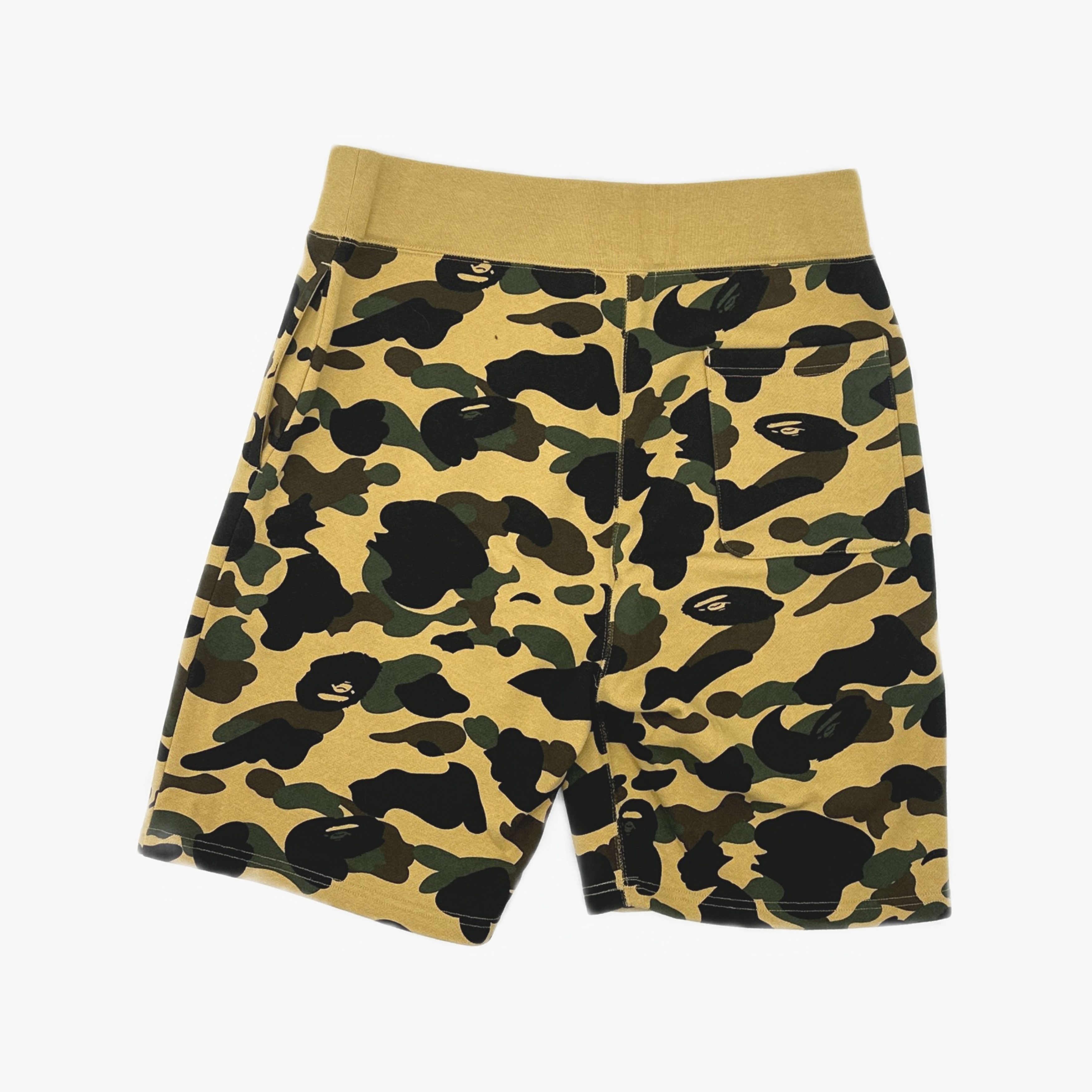 Bape A Bathing Ape Camo Shark Shorts Size XL Size US 36 / EU 52 - 2 Thumbnail