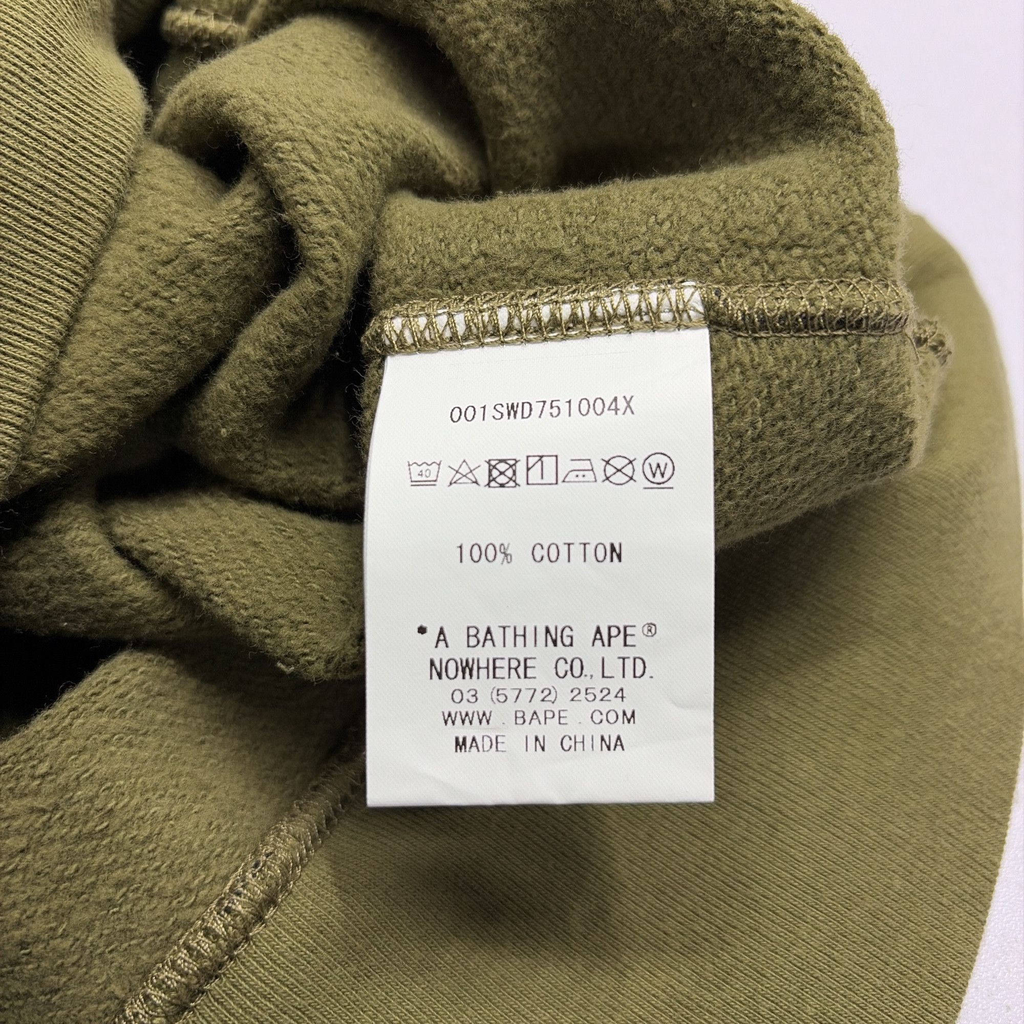 Bape A BATHING APE 1st Camo Crewneck Sweatshirt Size L Size US L / EU 52-54 / 3 - 5 Thumbnail