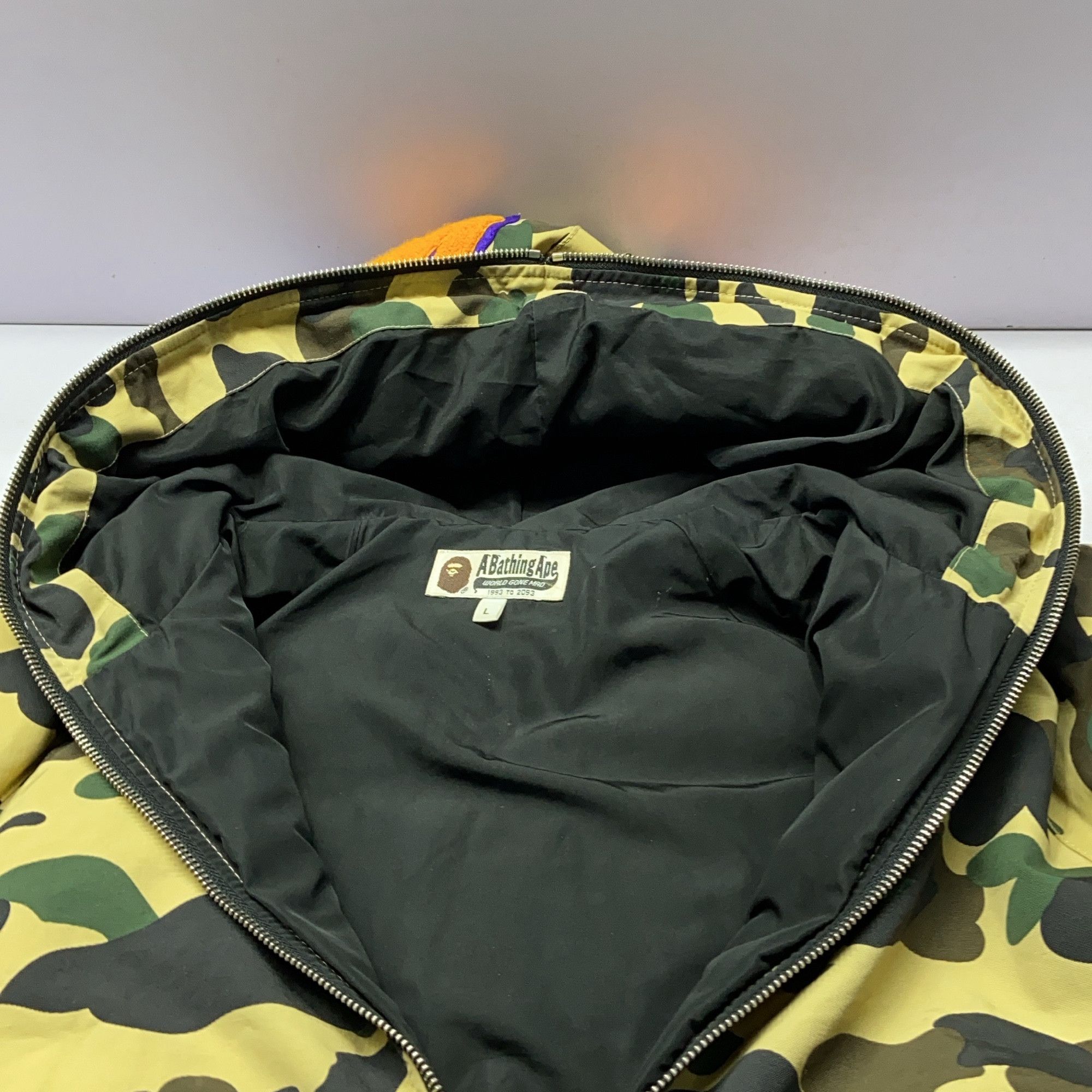 Bape A Bathing Ape Shark Camo Hooded Jacket Size L Size US L / EU 52-54 / 3 - 9 Thumbnail