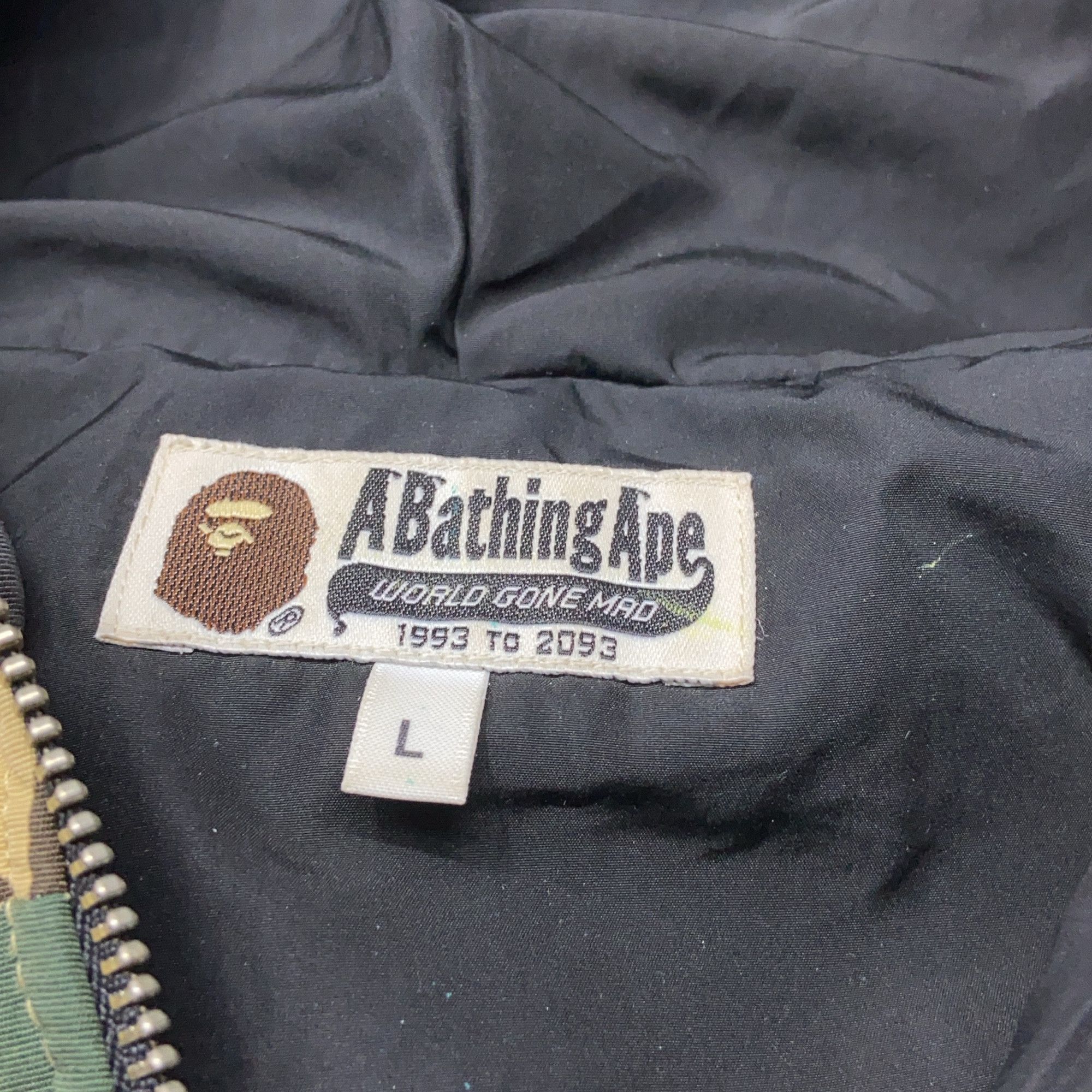Bape A Bathing Ape Shark Camo Hooded Jacket Size L Size US L / EU 52-54 / 3 - 4 Thumbnail