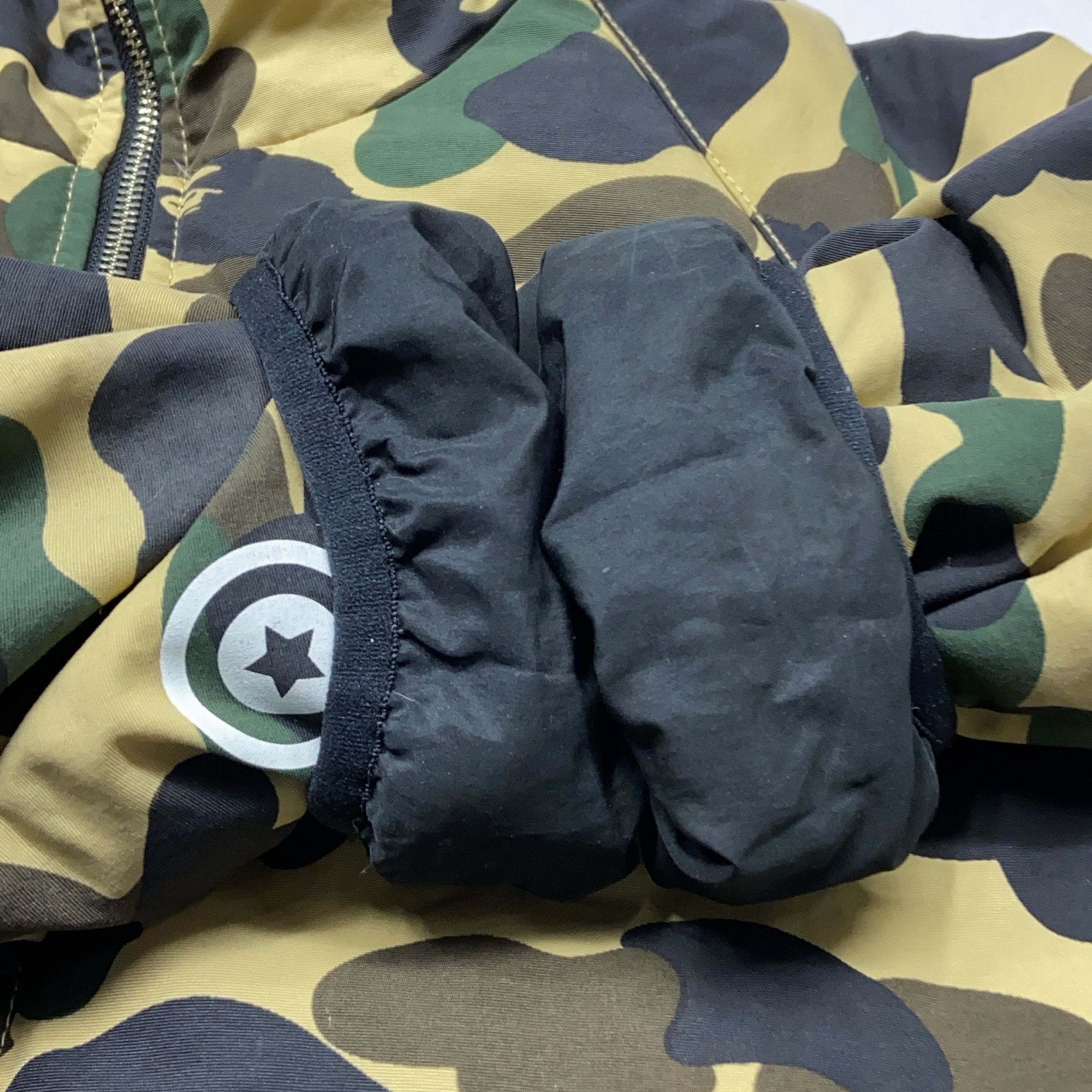Bape A Bathing Ape Shark Camo Hooded Jacket Size L Size US L / EU 52-54 / 3 - 16 Thumbnail