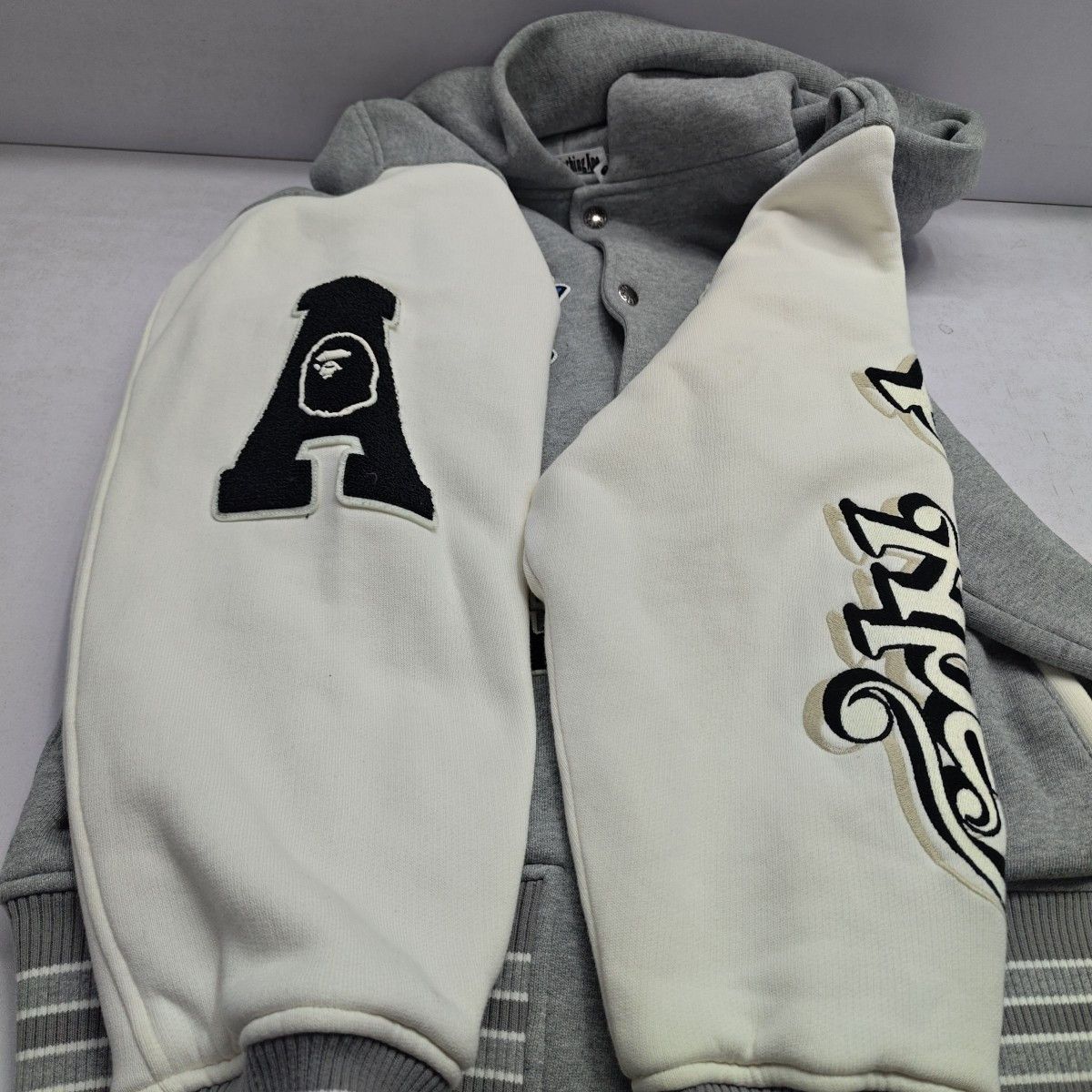 Bape A BATHING APE Logo Varsity Jacket Size M Size US M / EU 48-50 / 2 - 9 Thumbnail