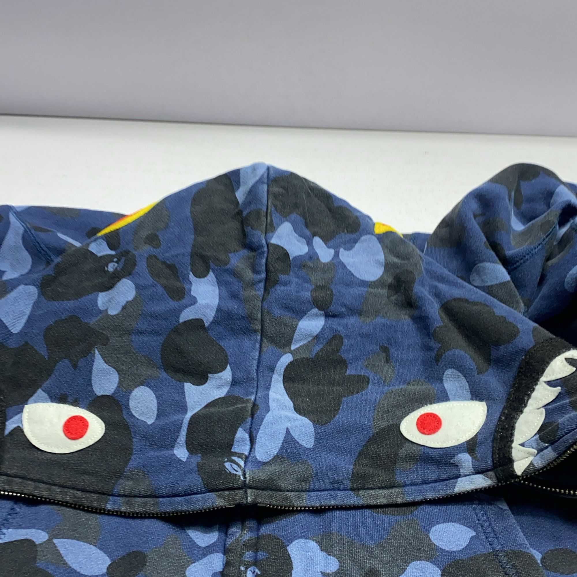 Bape A Bathing Ape Blue Camo Shark Hoodie 2XL Size US XXL / EU 58 / 5 - 9 Thumbnail