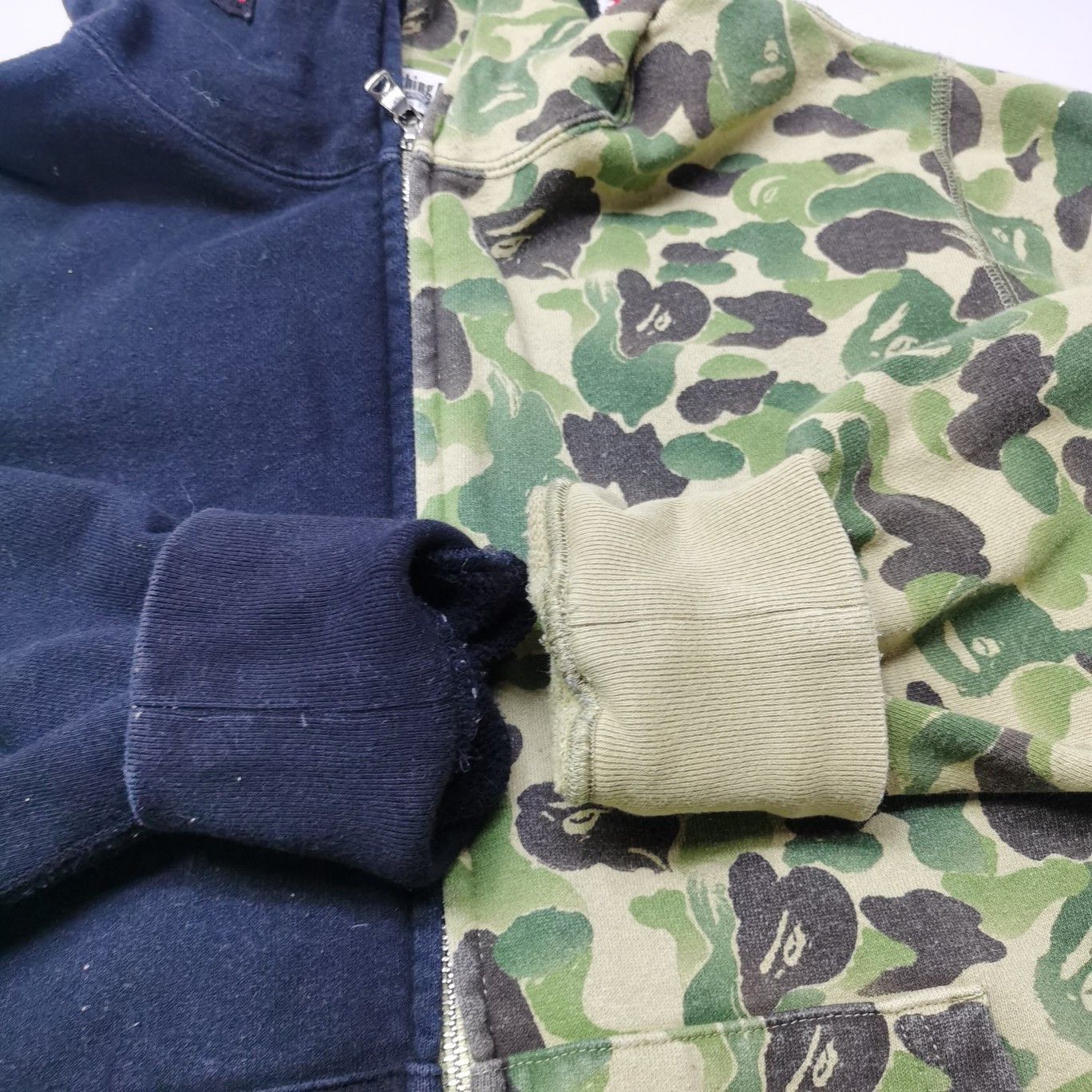 Bape A Bathing Ape Shark Camo Hoodie Size M Size US M / EU 48-50 / 2 - 12 Thumbnail