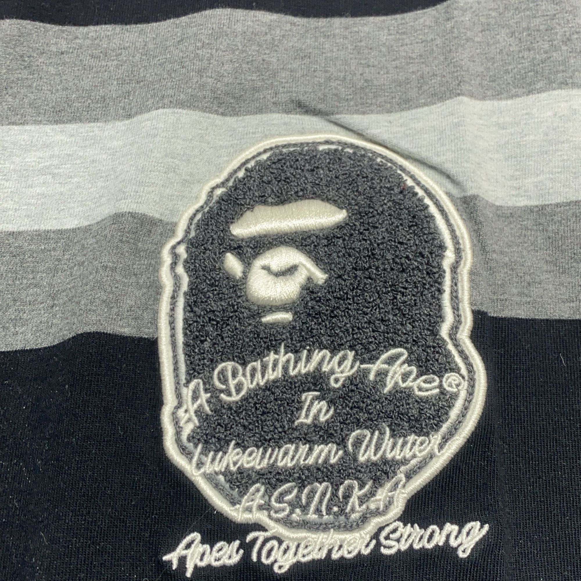 Bape A Bathing Ape Striped Graphic Long Sleeve T-Shirt Size L Size US L / EU 52-54 / 3 - 4 Thumbnail