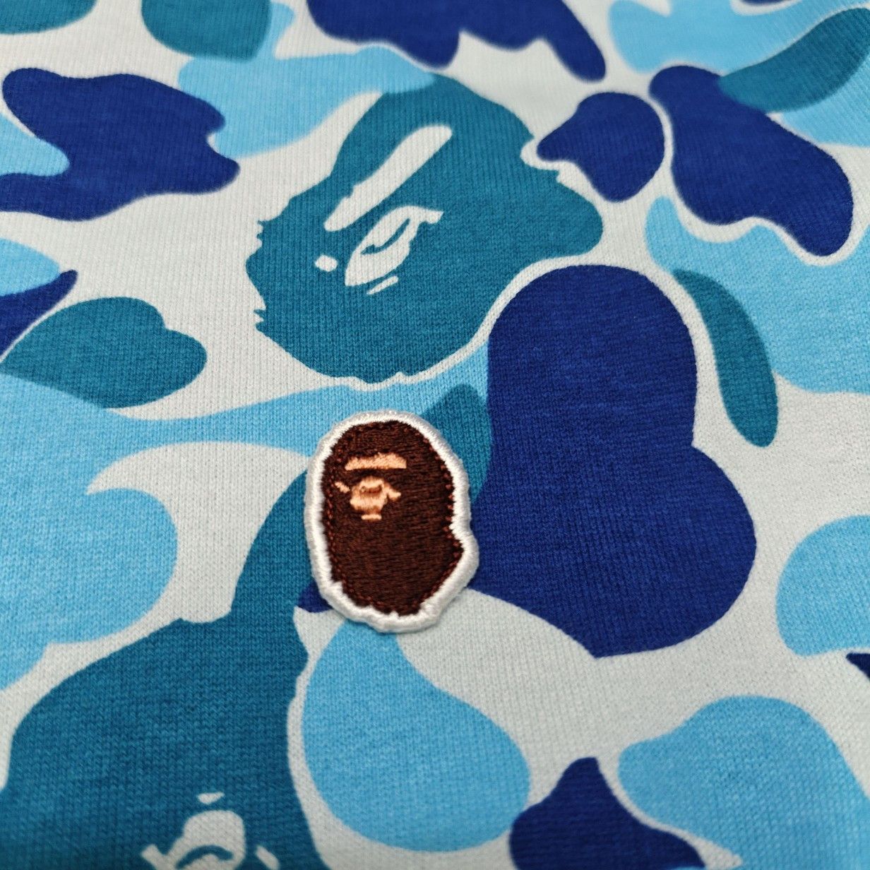 Bape A Bathing Ape Blue Camo Logo T-Shirt Size XXL Size US XXL / EU 58 / 5 - 3 Thumbnail