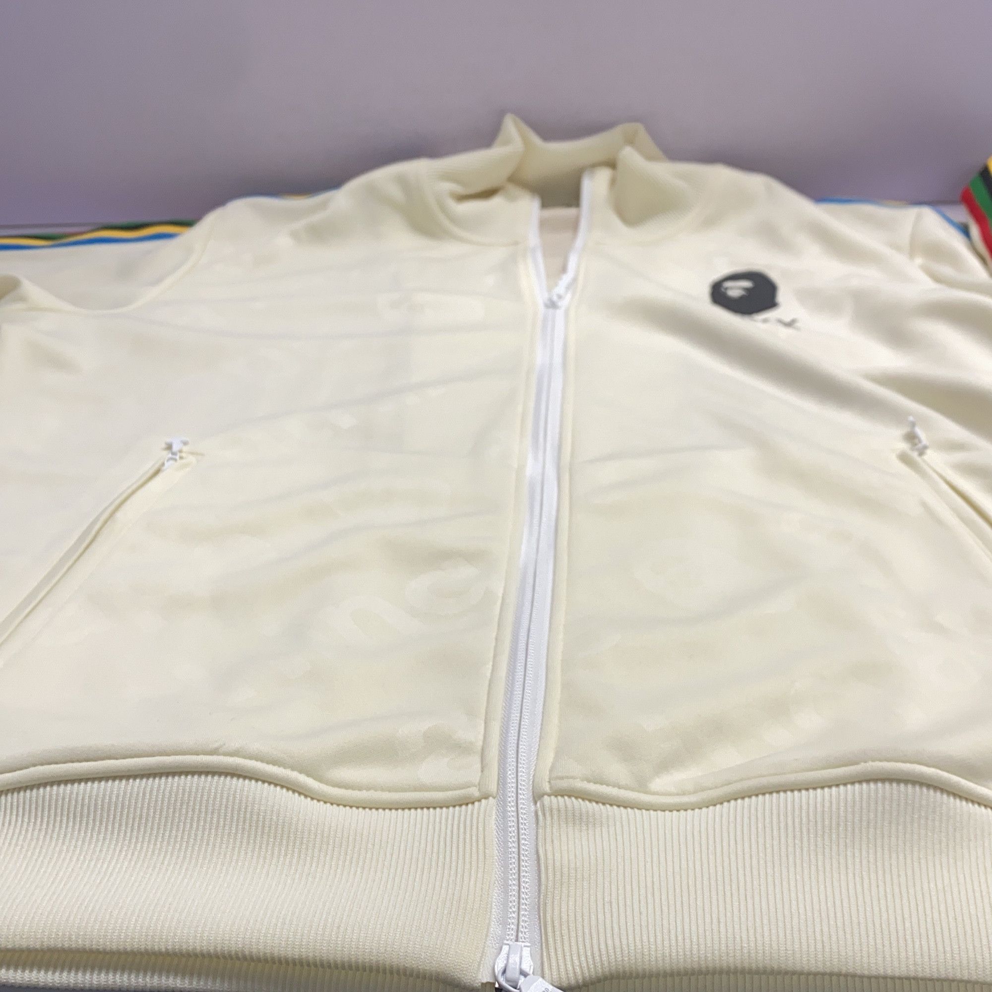 Bape BAPE Logo Tape Zip Track Jacket Size XL Size US XL / EU 56 / 4 - 8 Thumbnail