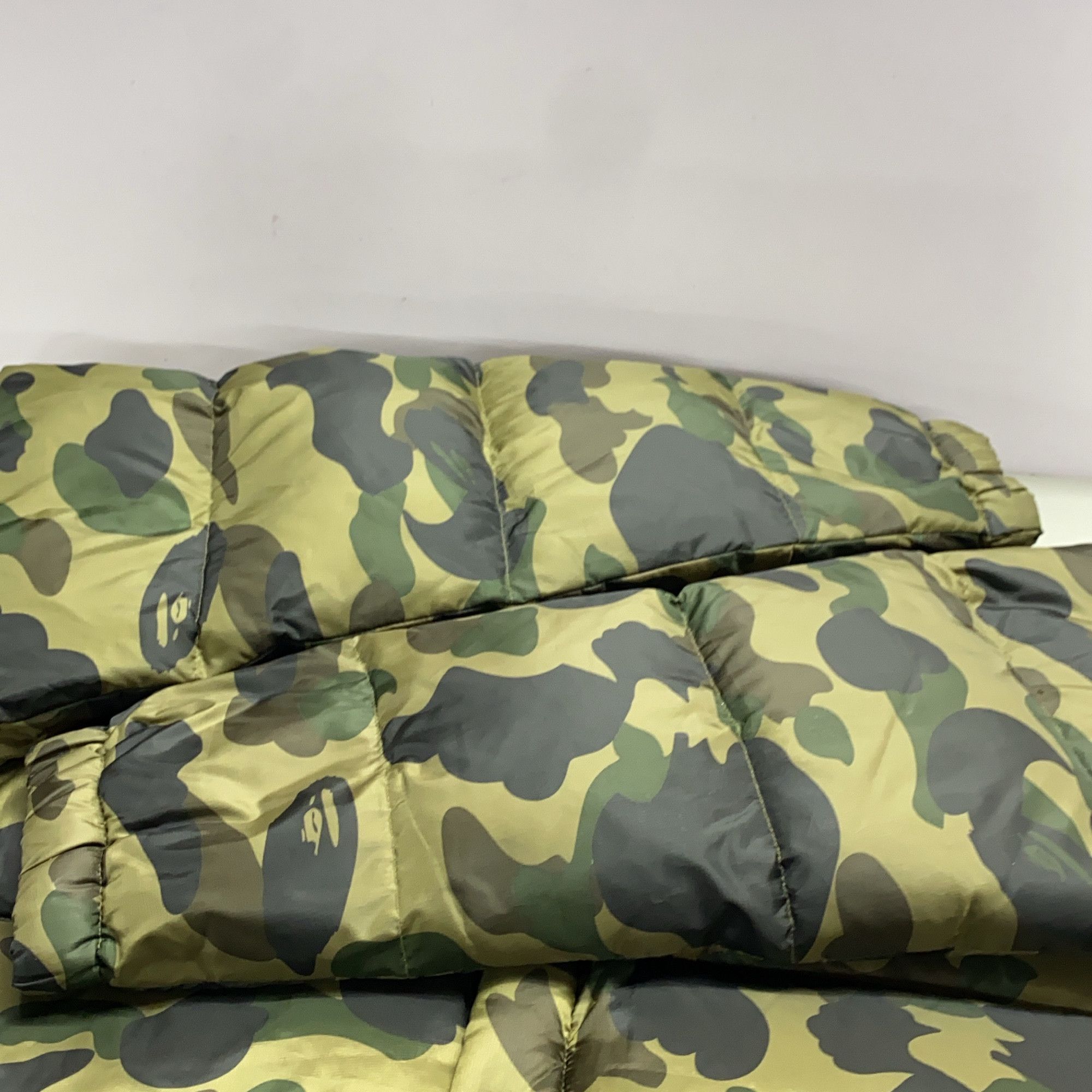 Bape A Bathing Ape Camo Puffer Jacket Size M Size US M / EU 48-50 / 2 - 10 Thumbnail