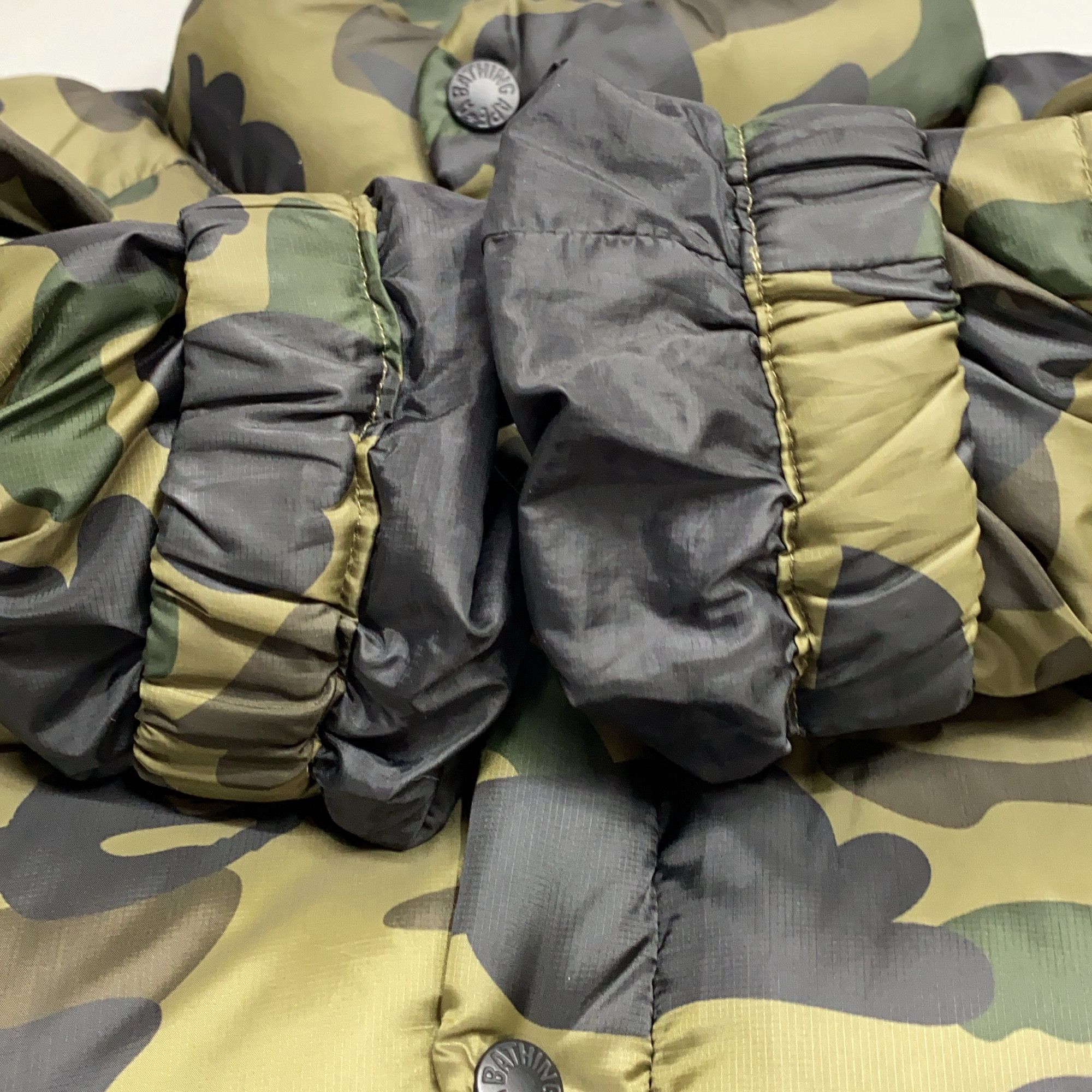 Bape A Bathing Ape Camo Puffer Jacket Size M Size US M / EU 48-50 / 2 - 12 Thumbnail