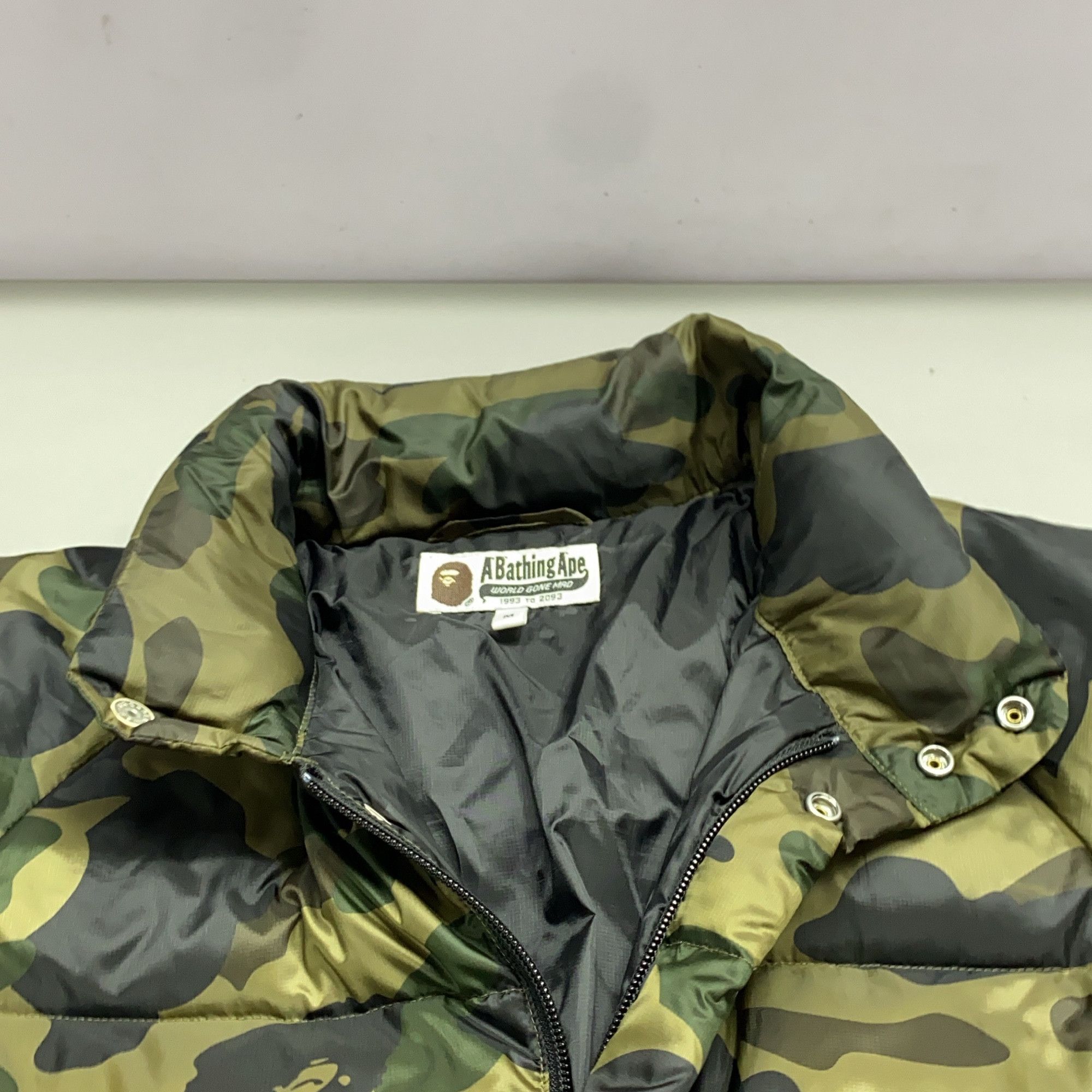 Bape A Bathing Ape Camo Puffer Jacket Size M Size US M / EU 48-50 / 2 - 8 Thumbnail