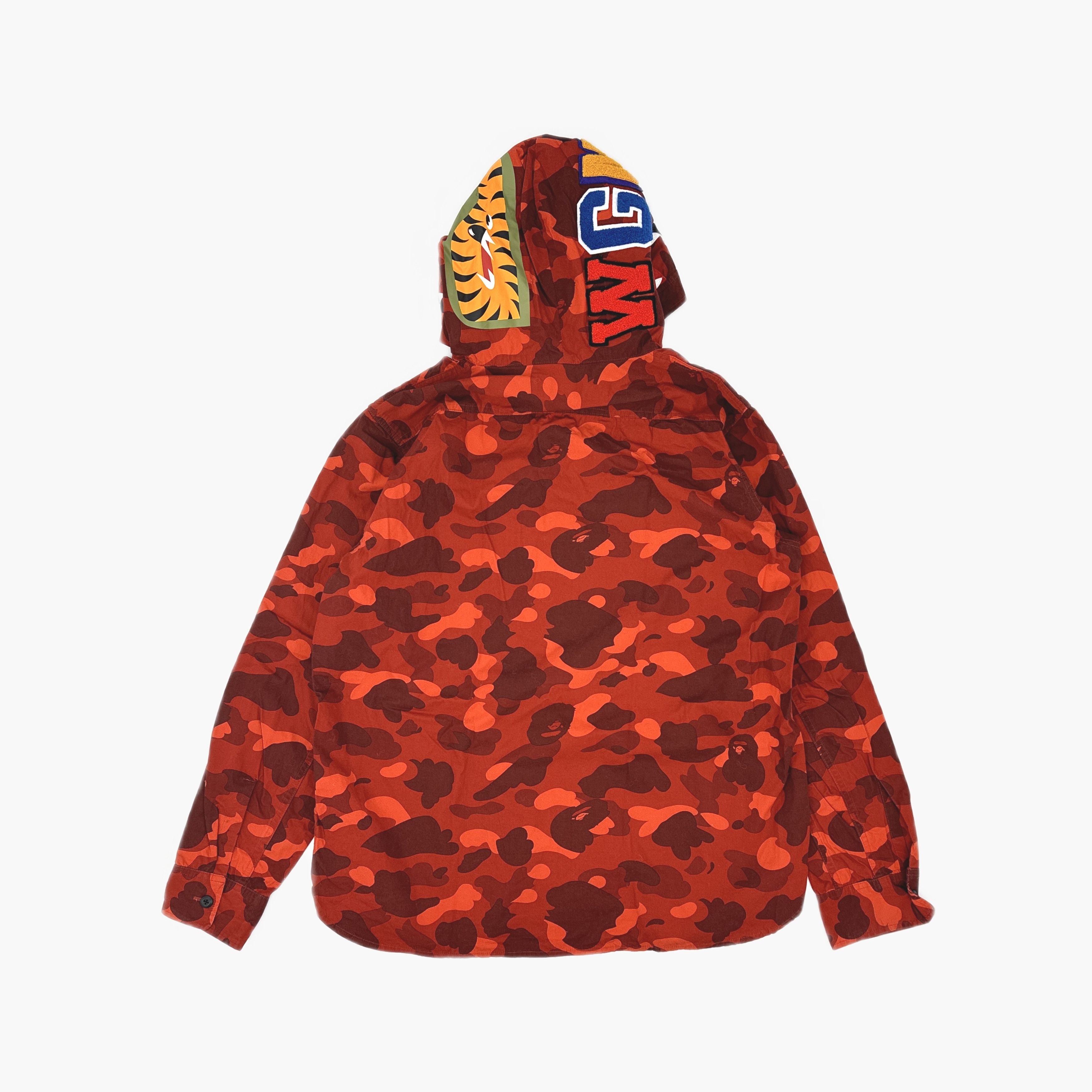 Bape A BATHING APE Red Camo Graphic Hooded Jacket Size XXL Size US XXL / EU 58 / 5 - 2 Thumbnail