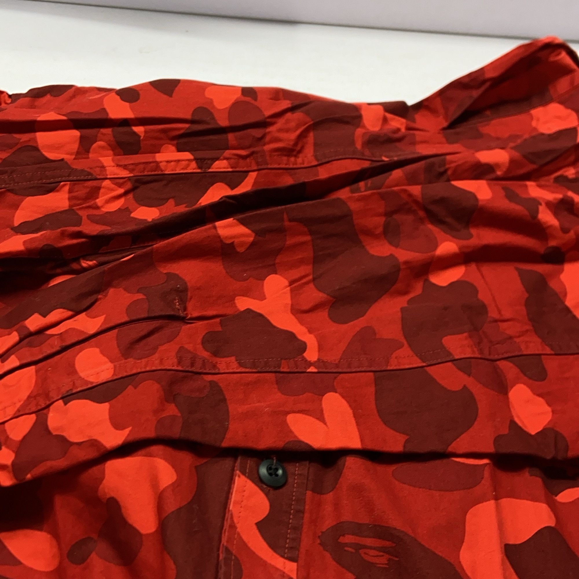 Bape A BATHING APE Red Camo Graphic Hooded Jacket Size XXL Size US XXL / EU 58 / 5 - 19 Thumbnail