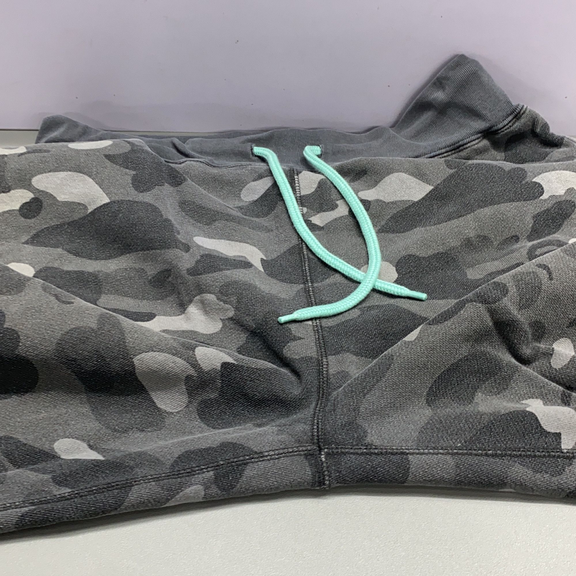 Bape A Bathing Ape Camo Logo Sweatpants Size M Size US 32 / EU 48 - 16 Thumbnail