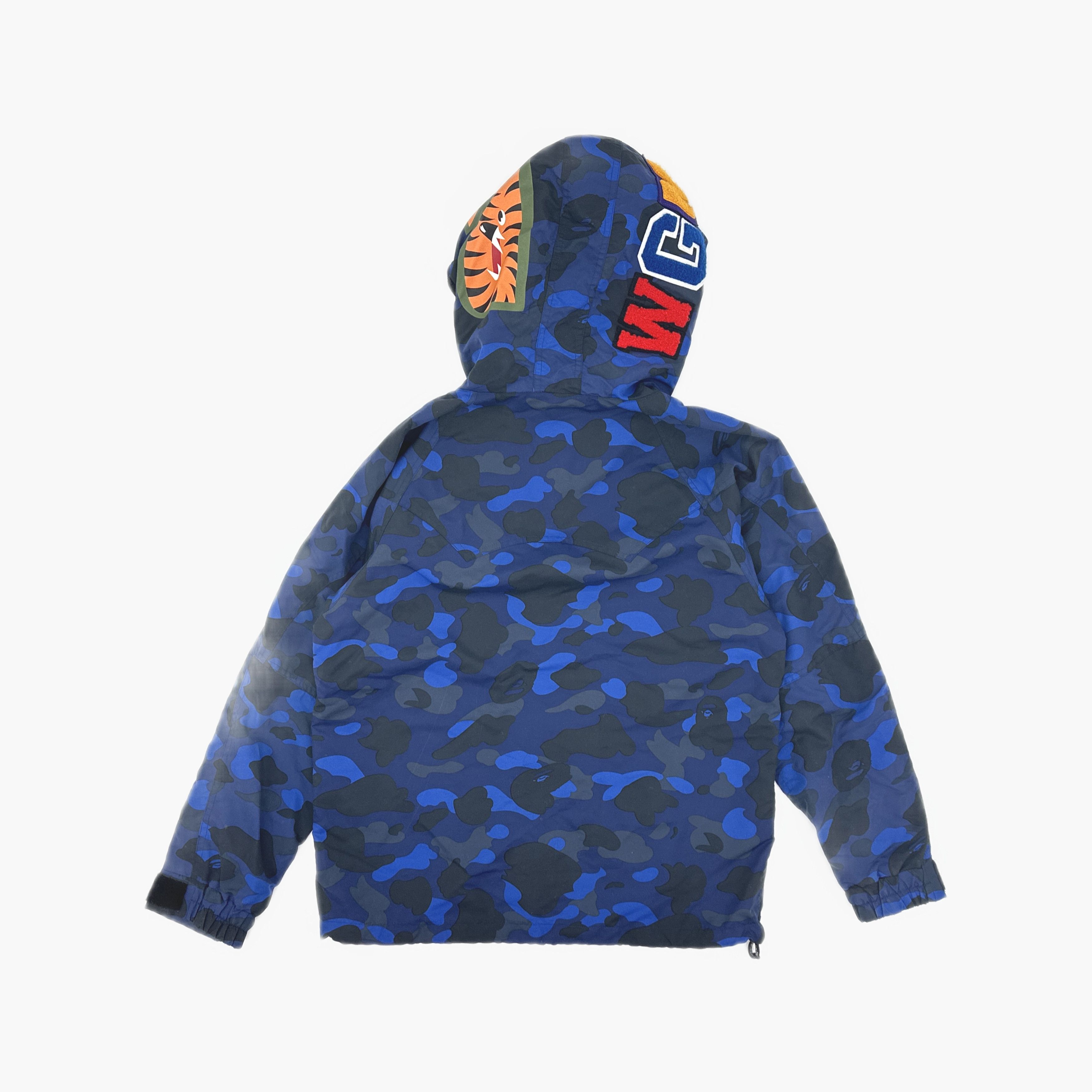 Bape A Bathing Ape Blue Camo Shark WGM Hooded Jacket Size M Size US M / EU 48-50 / 2 - 2 Thumbnail