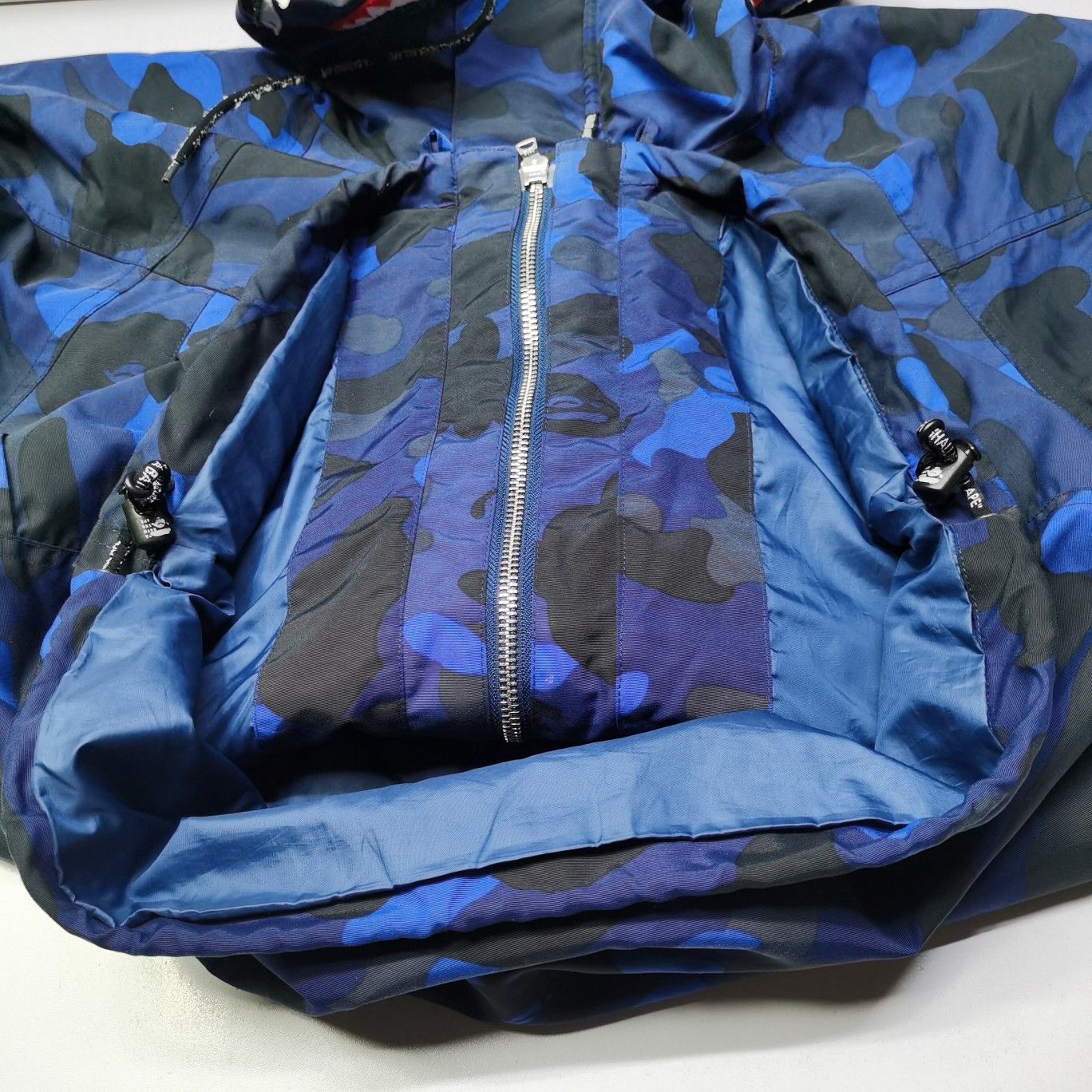 Bape A Bathing Ape Blue Camo Shark WGM Hooded Jacket Size M Size US M / EU 48-50 / 2 - 14 Thumbnail