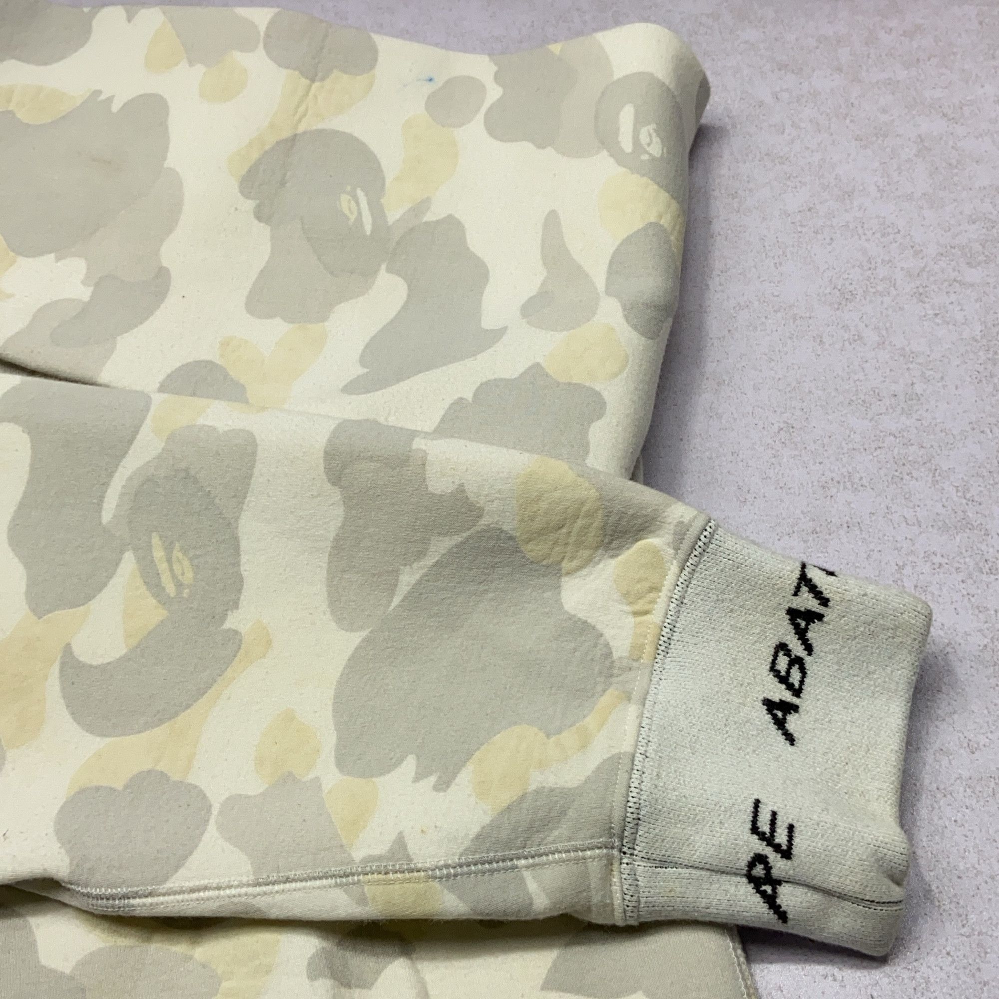 Bape A Bathing Ape Camo Sweatshirt Size XL Size US XL / EU 56 / 4 - 11 Thumbnail