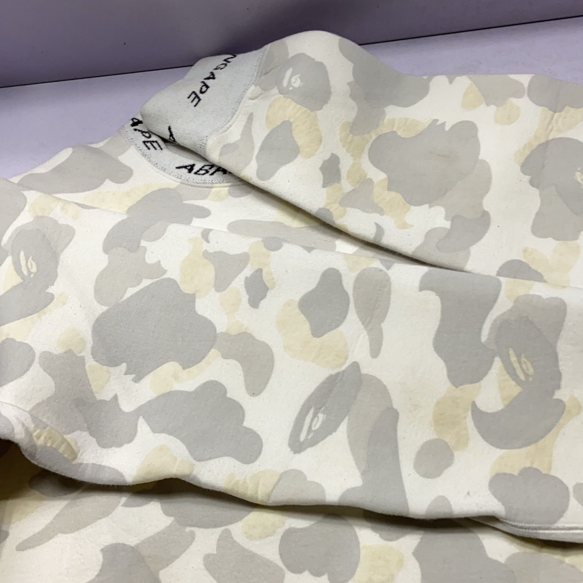 Bape A Bathing Ape Camo Sweatshirt Size XL Size US XL / EU 56 / 4 - 12 Thumbnail