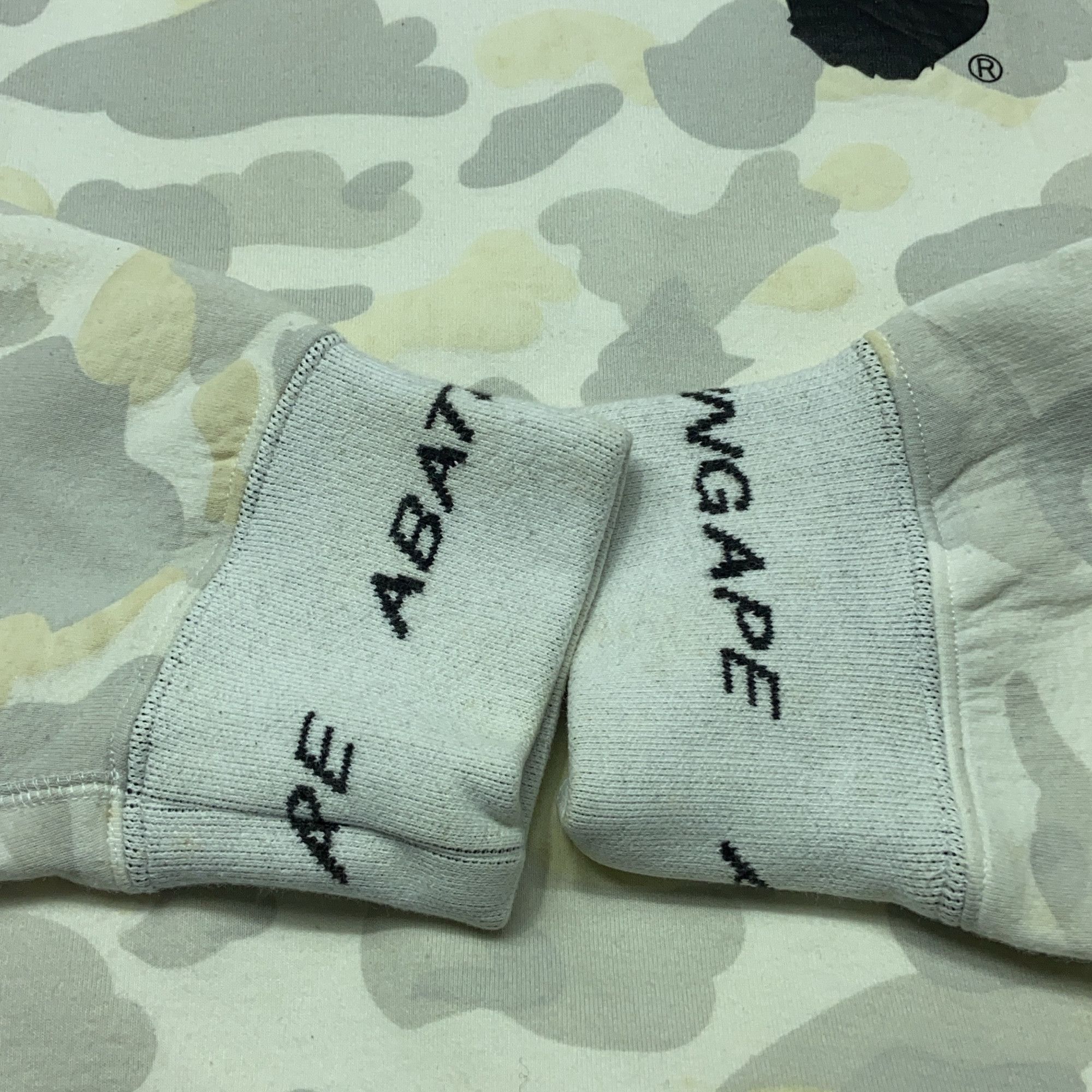 Bape A Bathing Ape Camo Sweatshirt Size XL Size US XL / EU 56 / 4 - 13 Thumbnail