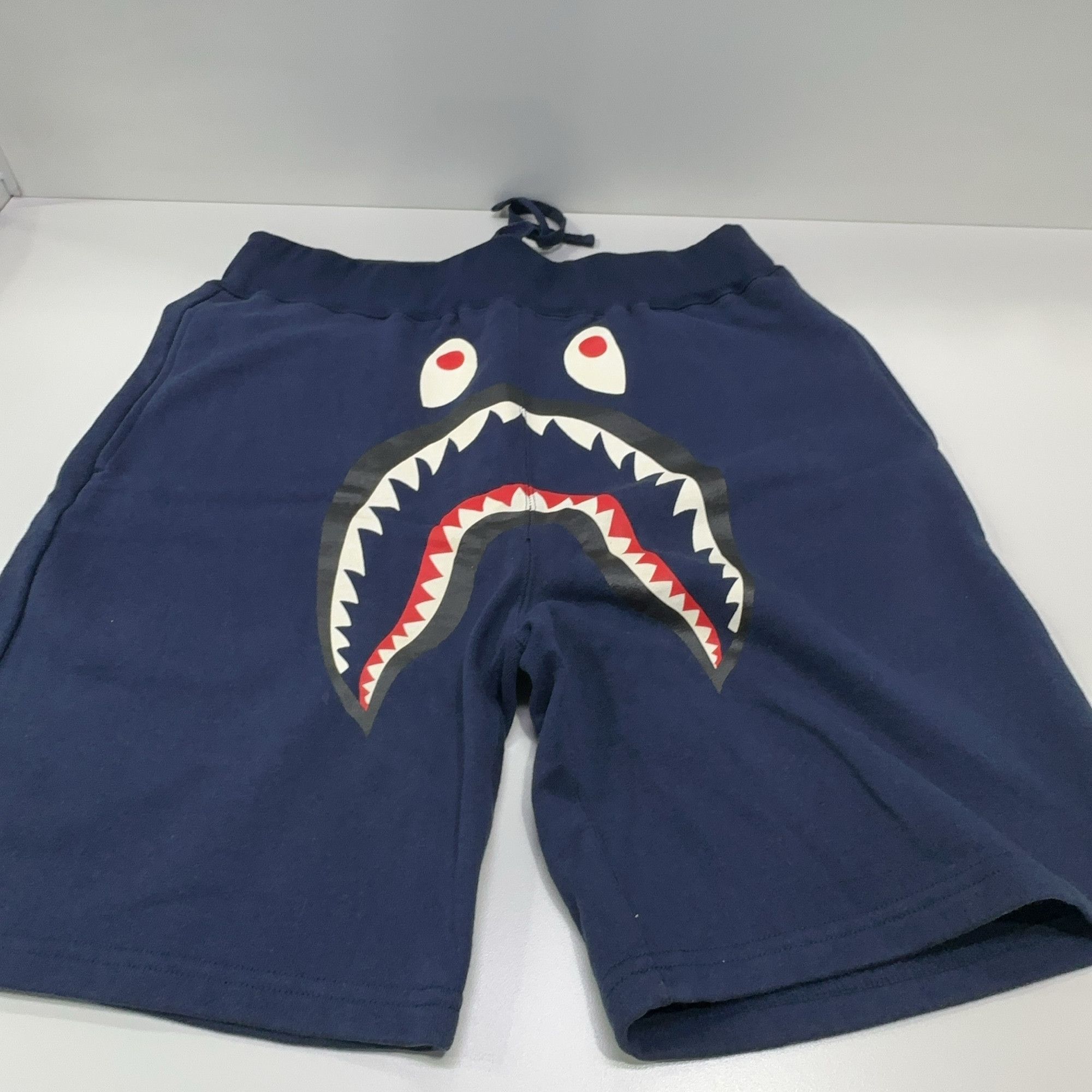 Bape A BATHING APE Shark Print Shorts Size L Size US 34 / EU 50 - 10 Thumbnail
