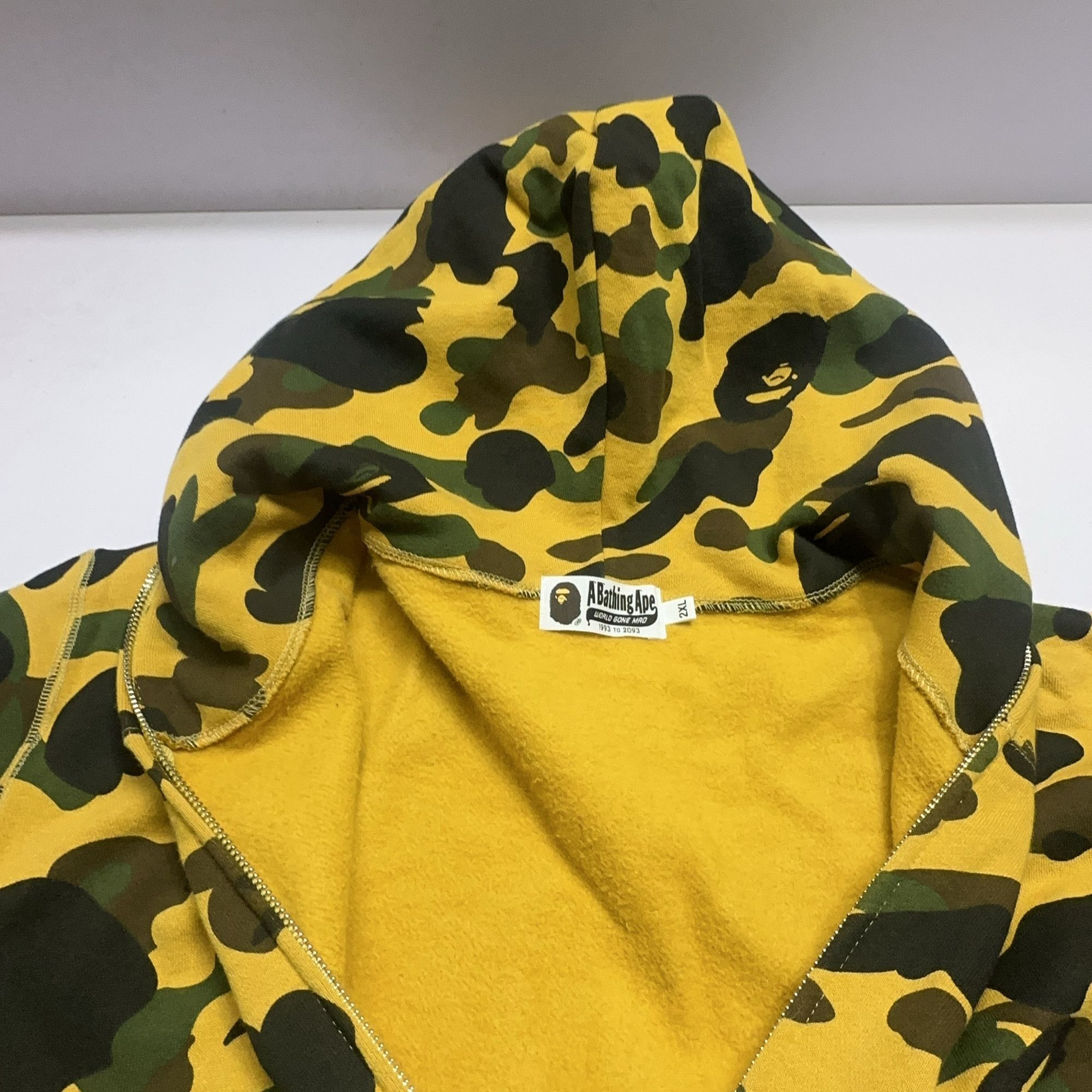Bape A BATHING APE 1st Camo Shark Hoodie Size XXL Size US XXL / EU 58 / 5 - 7 Thumbnail