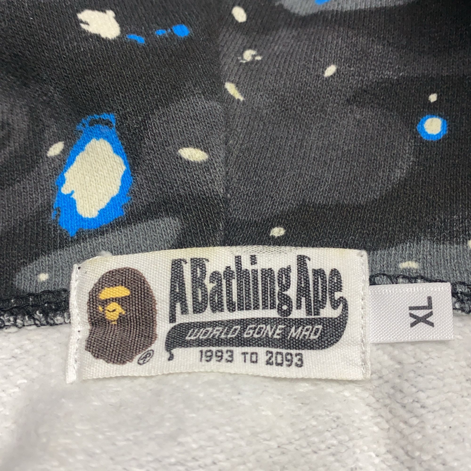 Bape A Bathing Ape Star Camo Shark Hoodie Size XL Size US XL / EU 56 / 4 - 3 Thumbnail