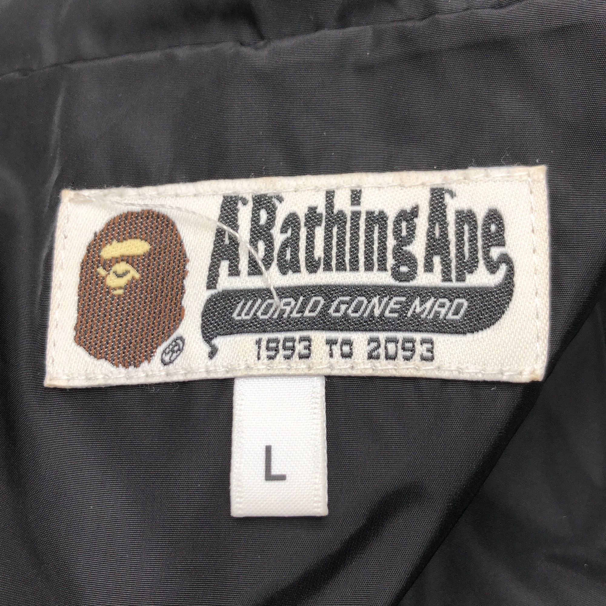 Bape A Bathing Ape Logo Zip Up Windbreaker Size L Size US L / EU 52-54 / 3 - 3 Thumbnail