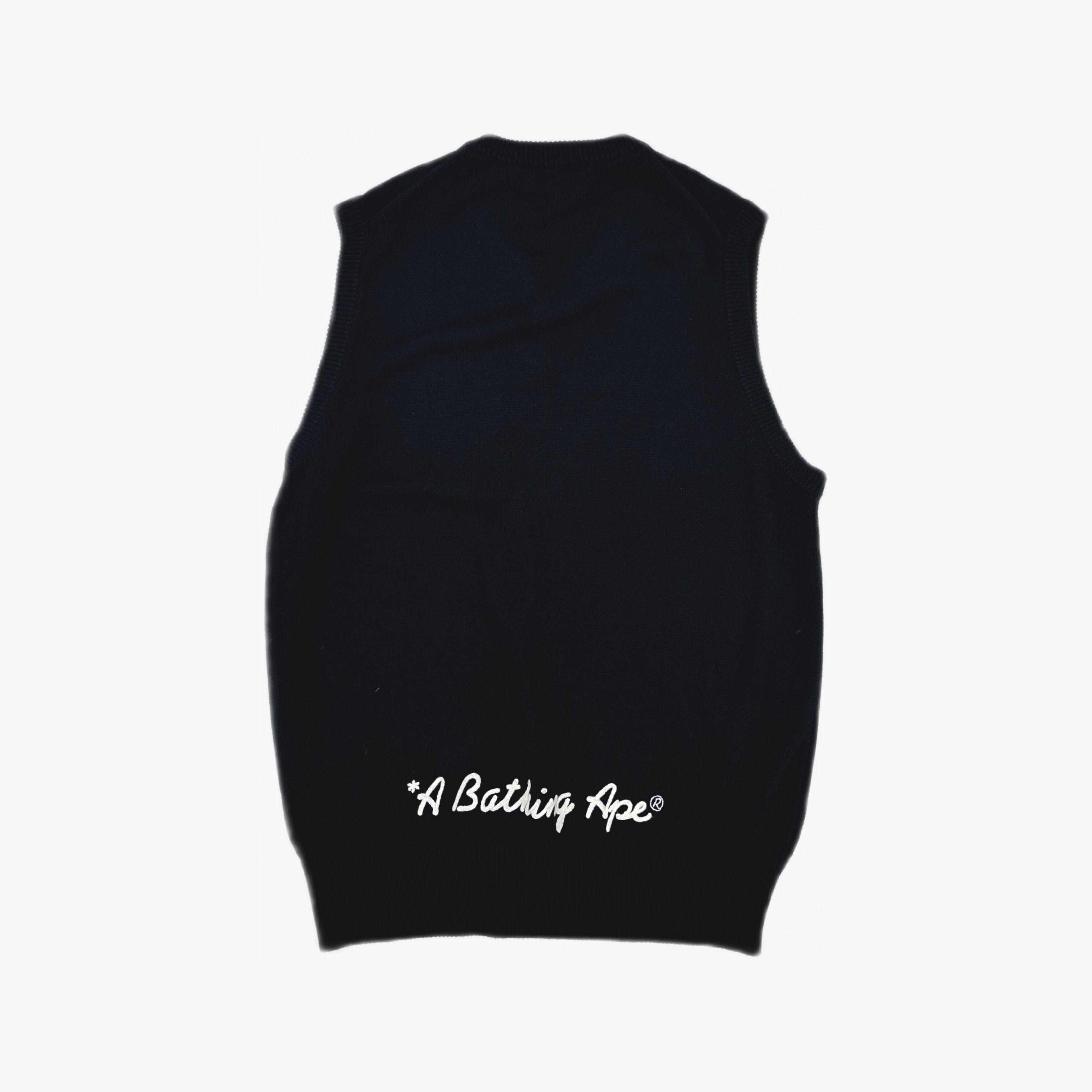 Bape A Bathing Ape Logo V-Neck Sweater Vest Size L Size US L / EU 52-54 / 3 - 2 Thumbnail