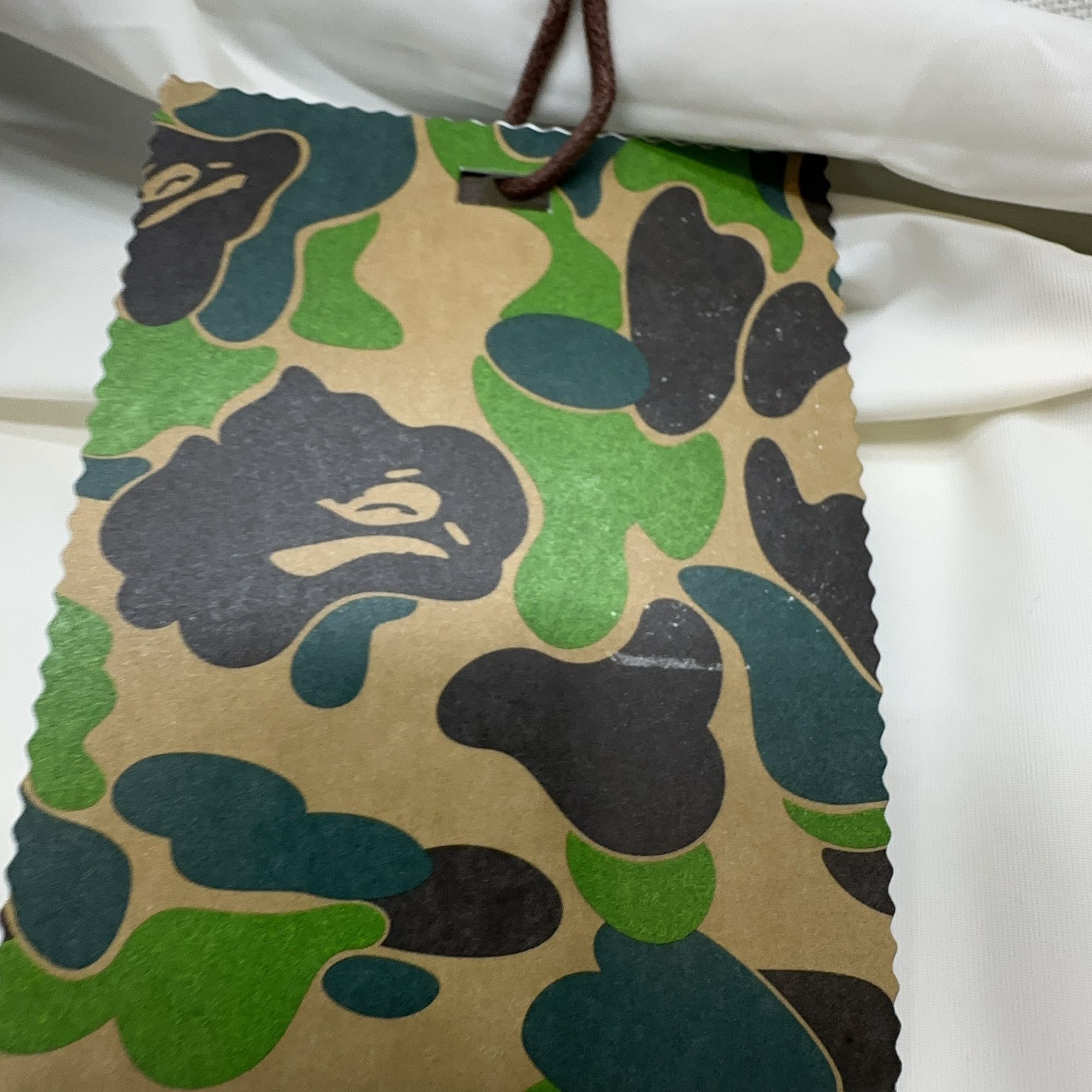 Bape A BATHING APE Camo Hoodie Jacket Size XL Size US XL / EU 56 / 4 - 5 Thumbnail