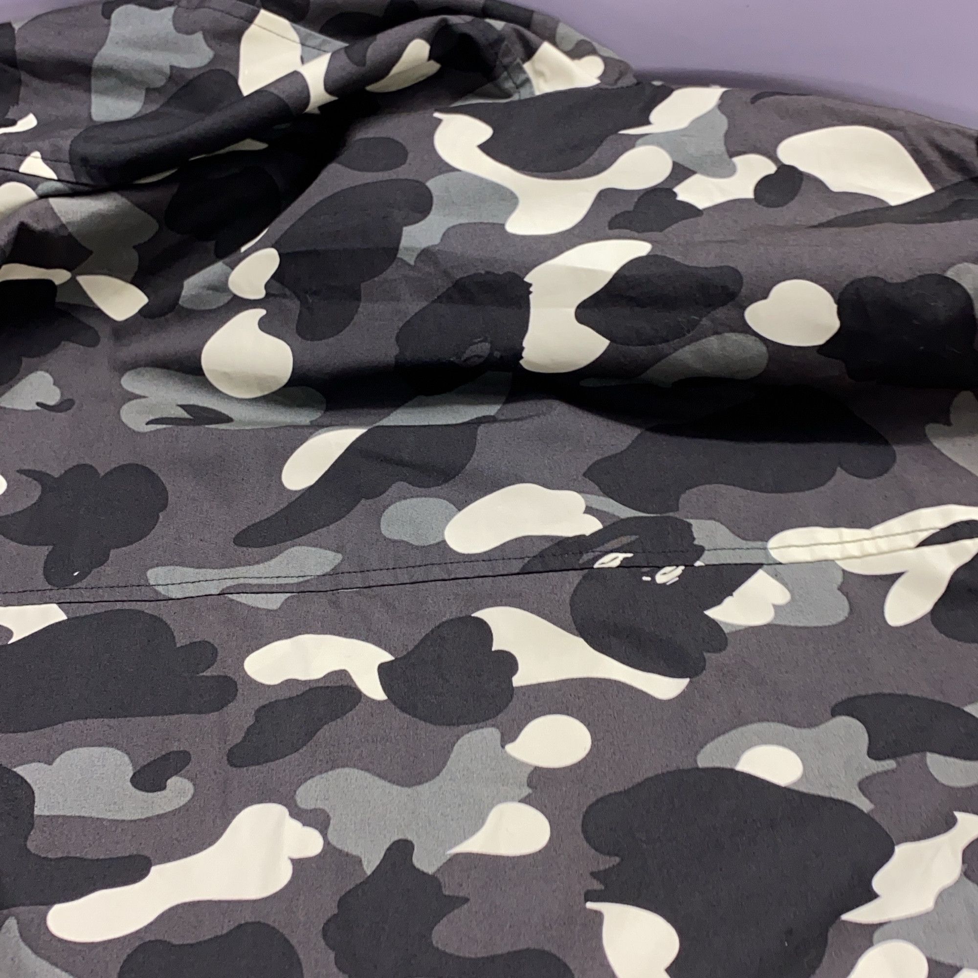 Bape A BATHING APE Camo Reflective Hooded Jacket Size L Size US L / EU 52-54 / 3 - 11 Thumbnail