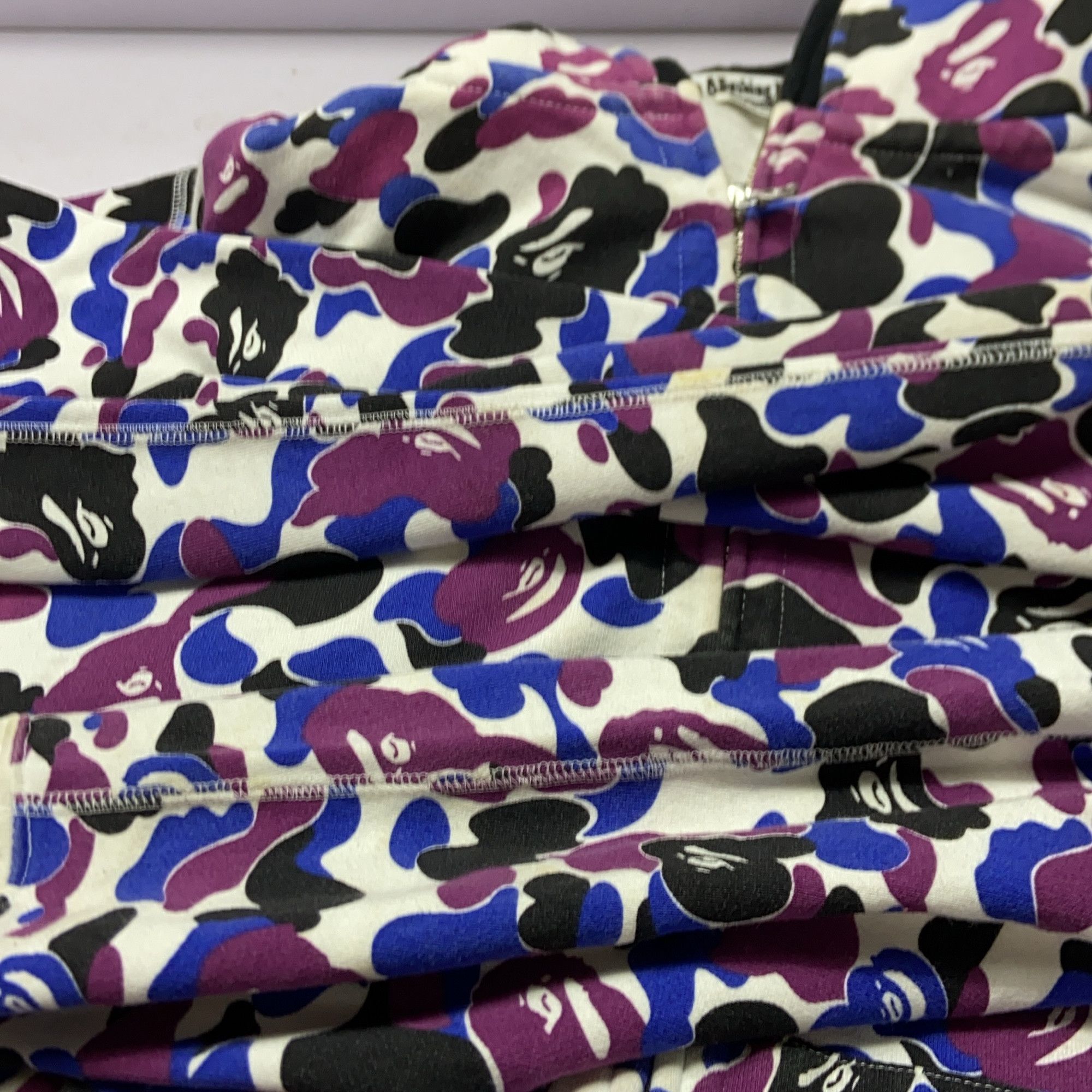 Bape A BATHING APE Shark Camo Full Zip Hoodie Size XL Size US XL / EU 56 / 4 - 16 Thumbnail