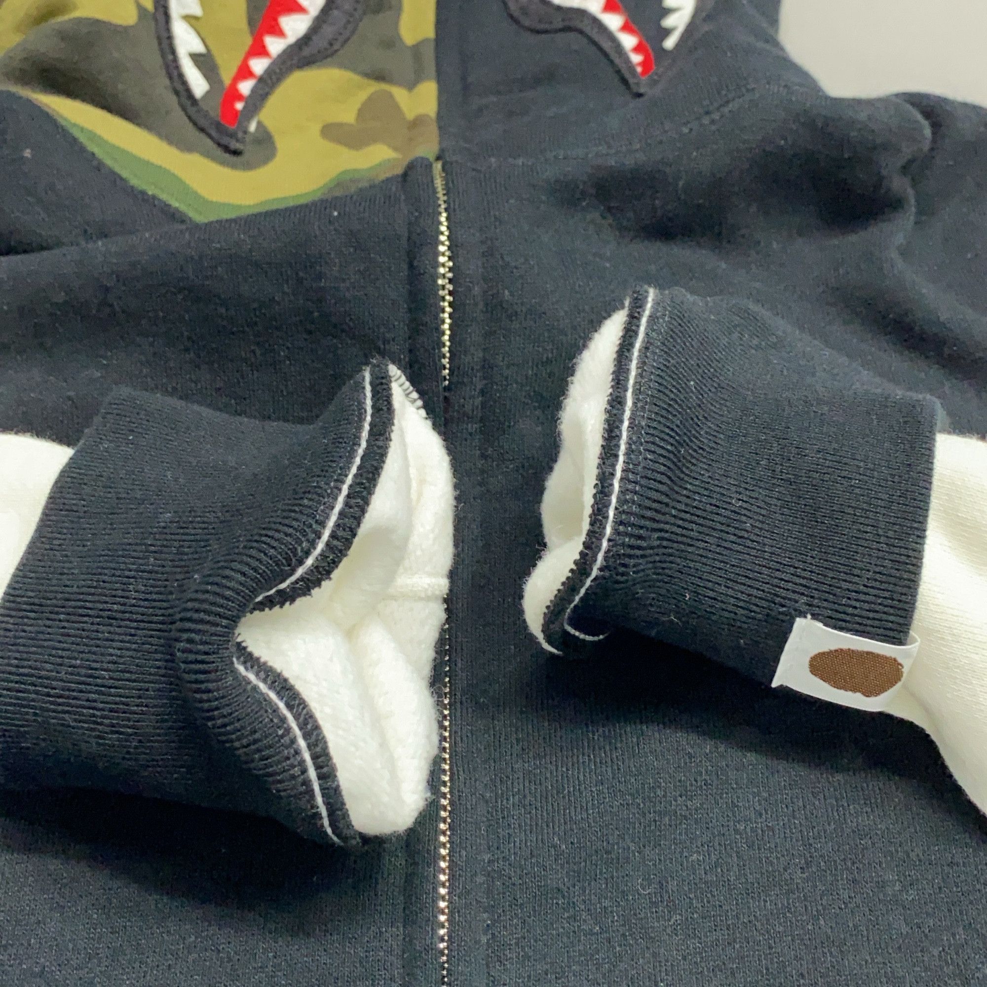Bape A BATHING APE Shark Camo Hoodie Size XS Size US XS / EU 42 / 0 - 11 Thumbnail