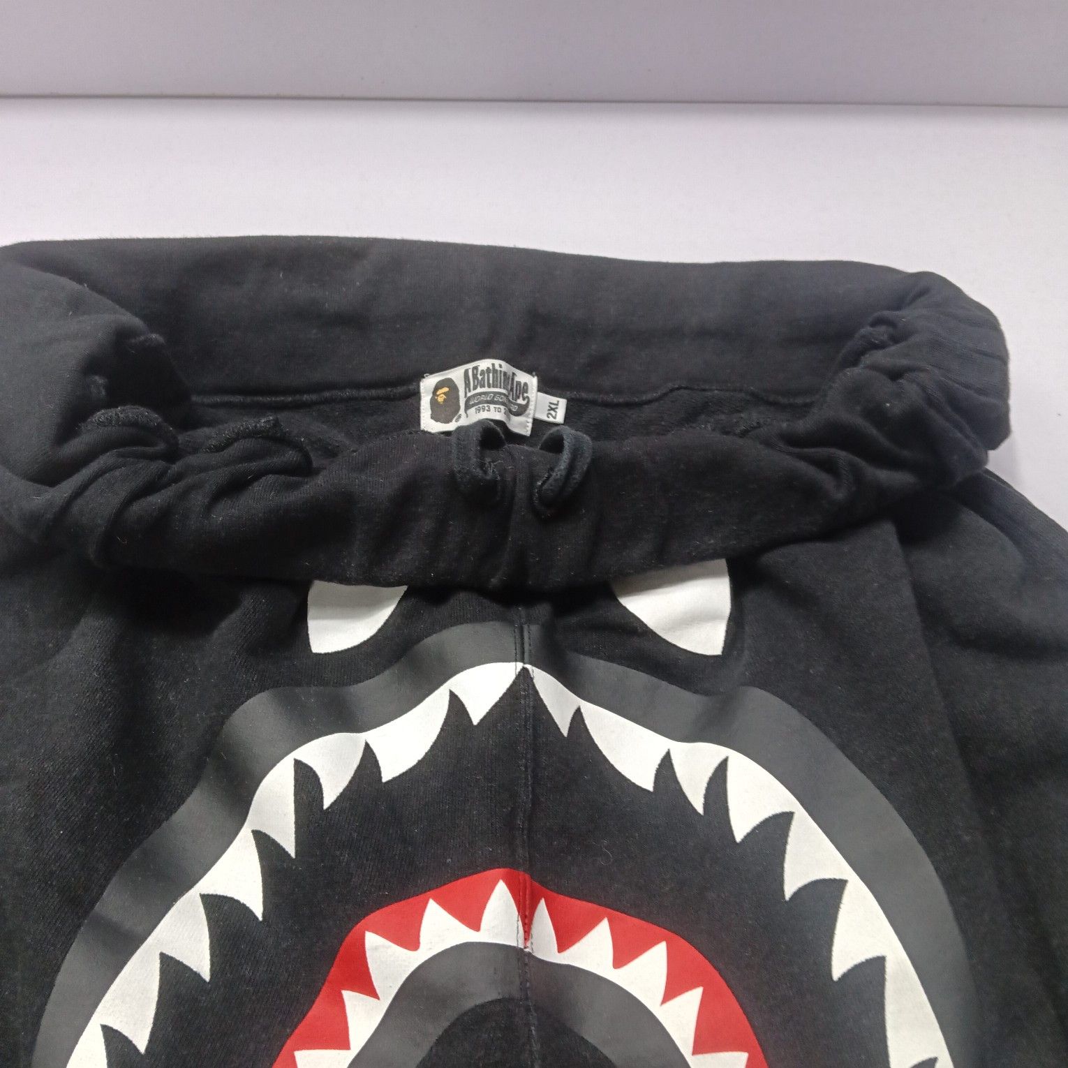 Bape A Bathing Ape Shark Print Sweatpants Size 2XL Size US 44 / EU 60 - 7 Thumbnail