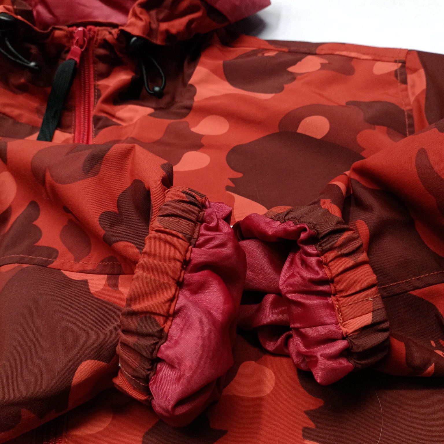 Bape A BATHING APE Red Camo Jacket Size XL Size US XL / EU 56 / 4 - 6 Thumbnail