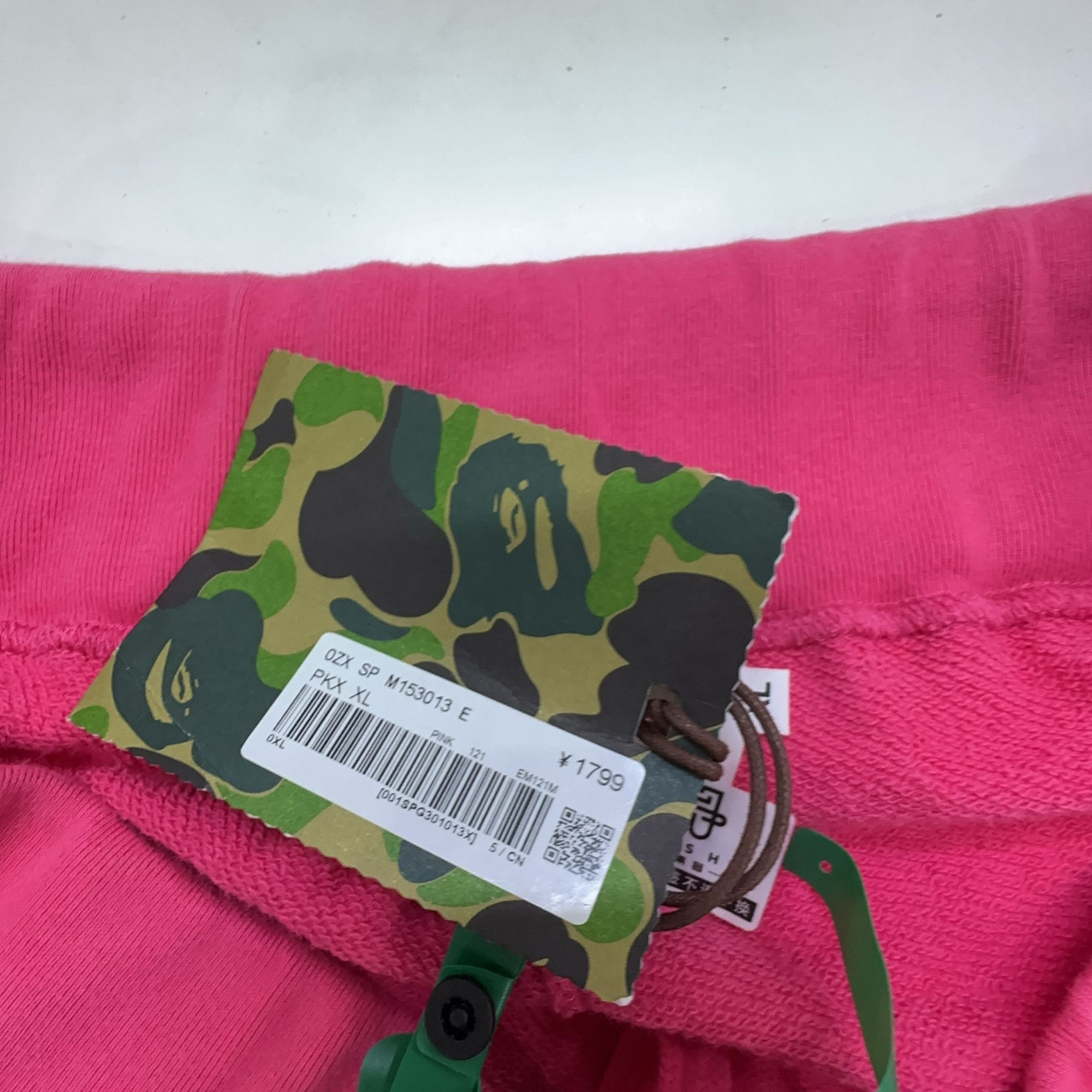 Bape BAPE Shark Graphic Shorts Size XL Size US 36 / EU 52 - 4 Thumbnail