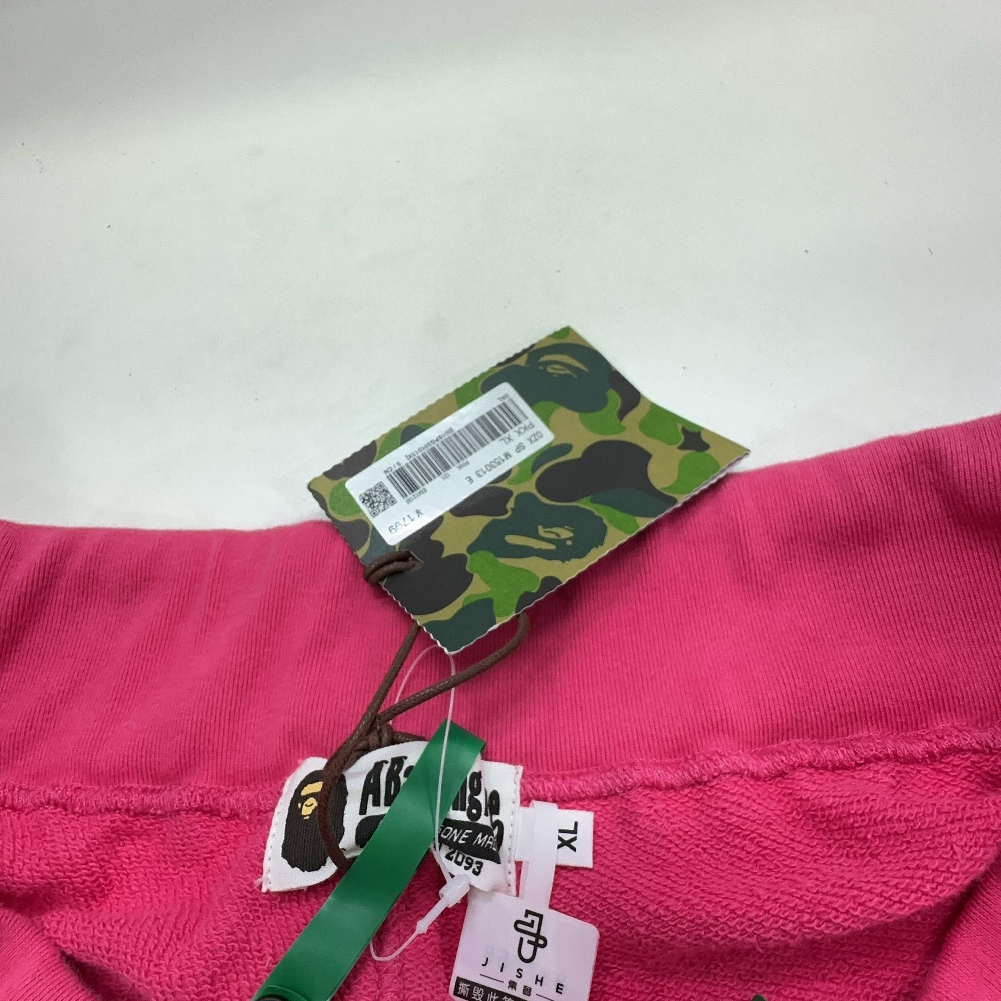 Bape BAPE Shark Graphic Shorts Size XL Size US 36 / EU 52 - 3 Thumbnail