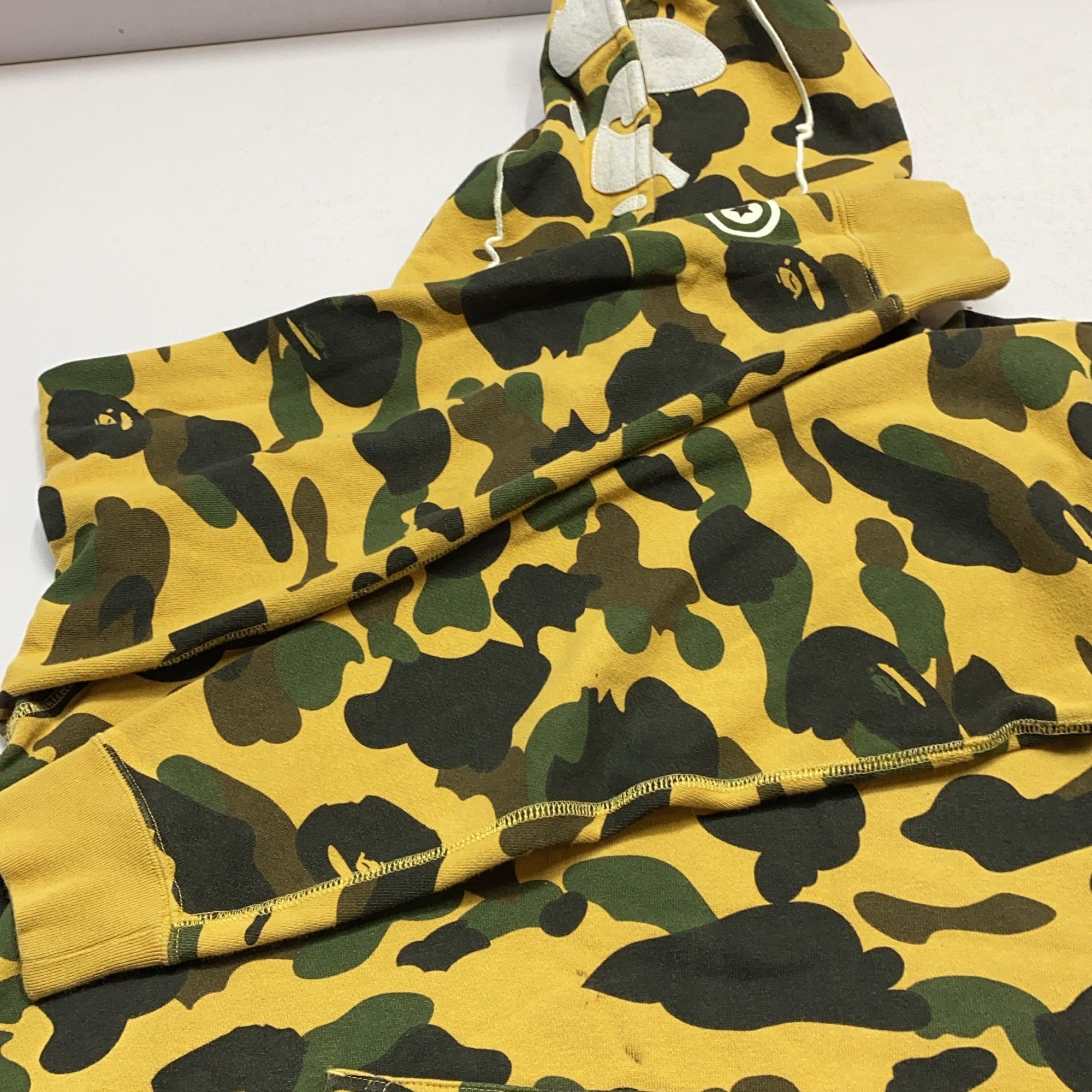 Bape A Bathing Ape Camo Hoodie Size S Size US S / EU 44-46 / 1 - 9 Thumbnail