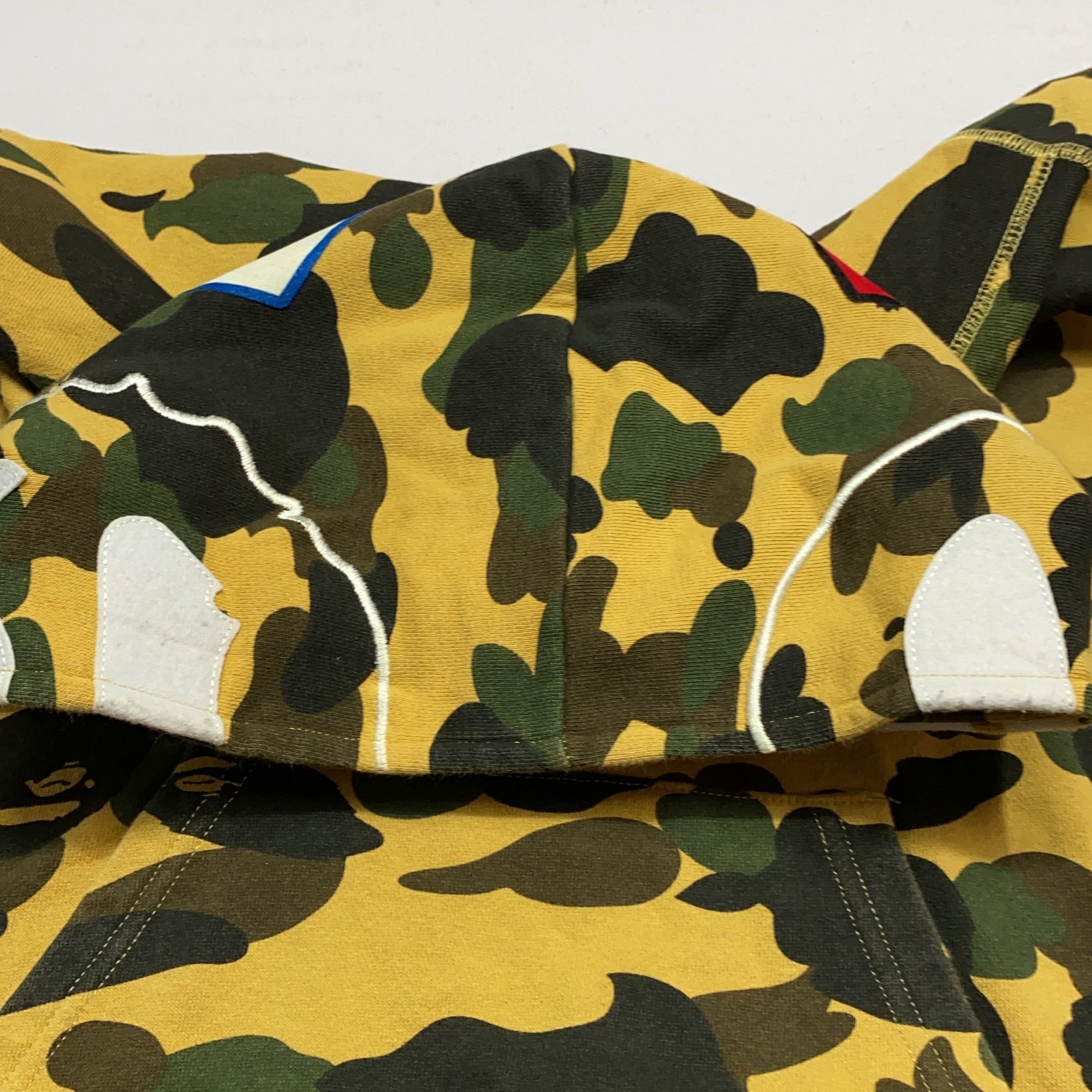 Bape A Bathing Ape Camo Hoodie Size S Size US S / EU 44-46 / 1 - 7 Thumbnail