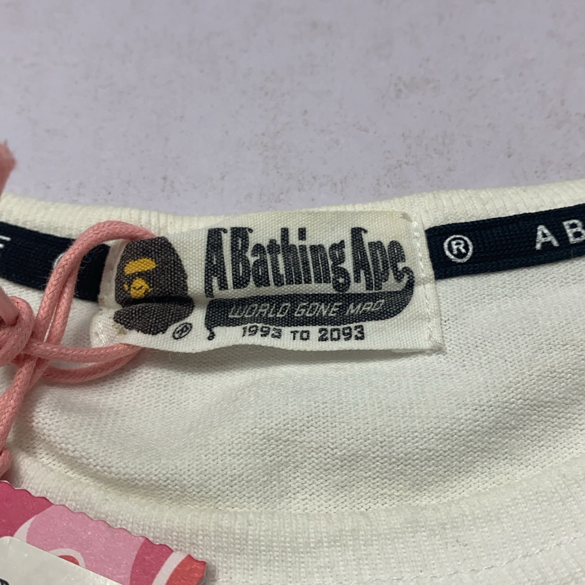 Bape A Bathing Ape Shark Glitter T-Shirt Size F Size ONE SIZE - 3 Thumbnail