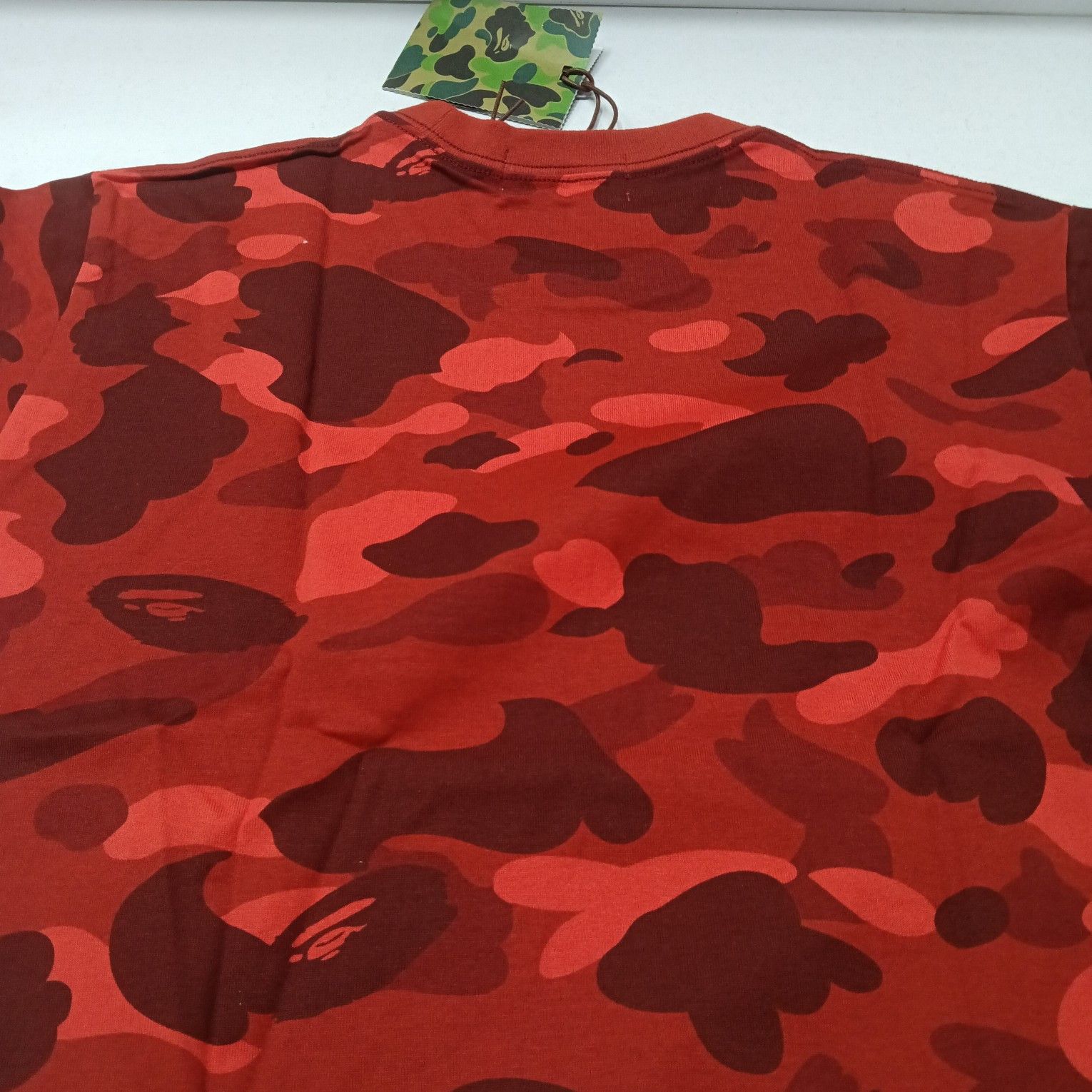 Bape A Bathing Ape Color Camo Shark T-Shirt M Size US M / EU 48-50 / 2 - 6 Thumbnail