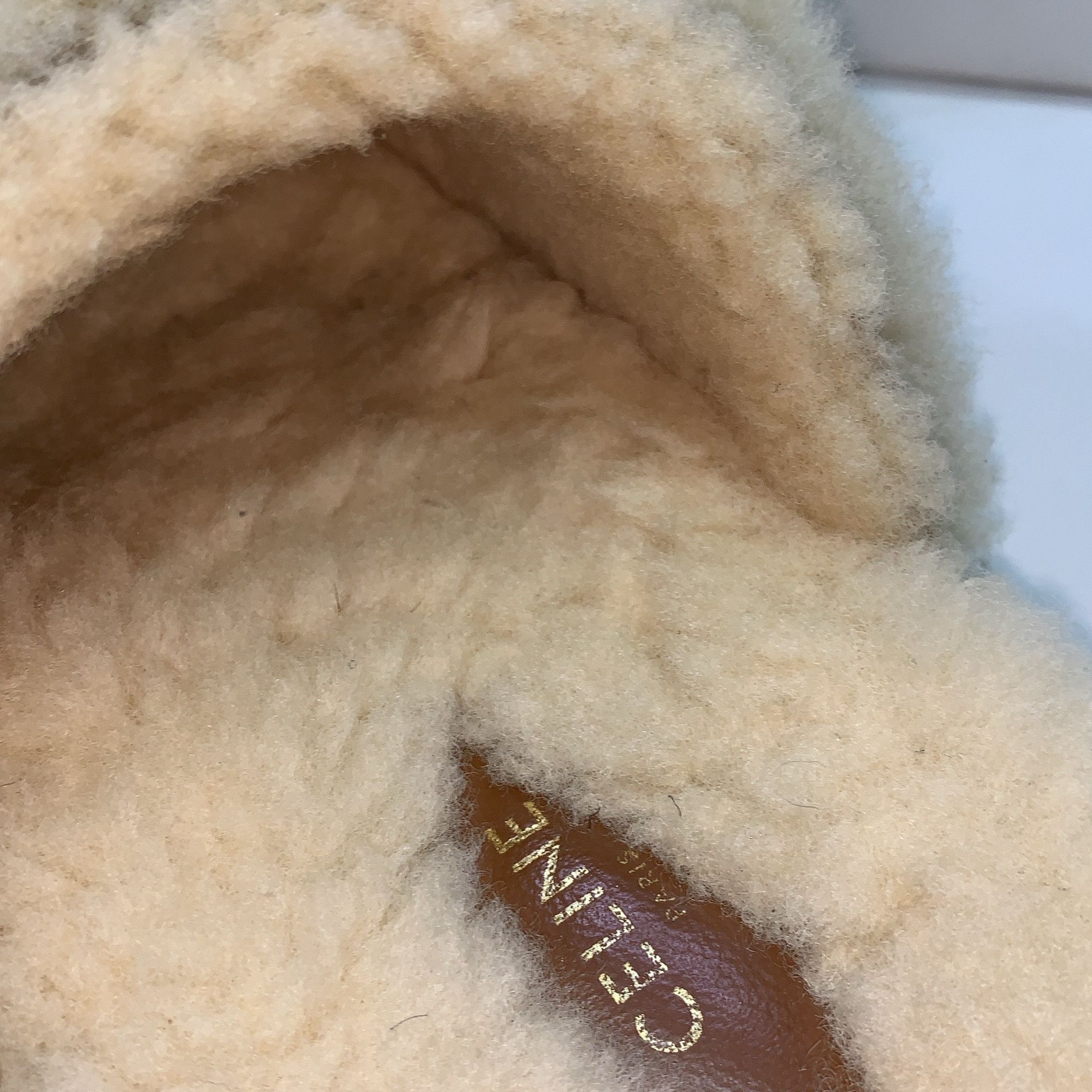 Celine Celine Triomphe Shearling Slides Size 38 Size US 8 / IT 38 - 11 Thumbnail