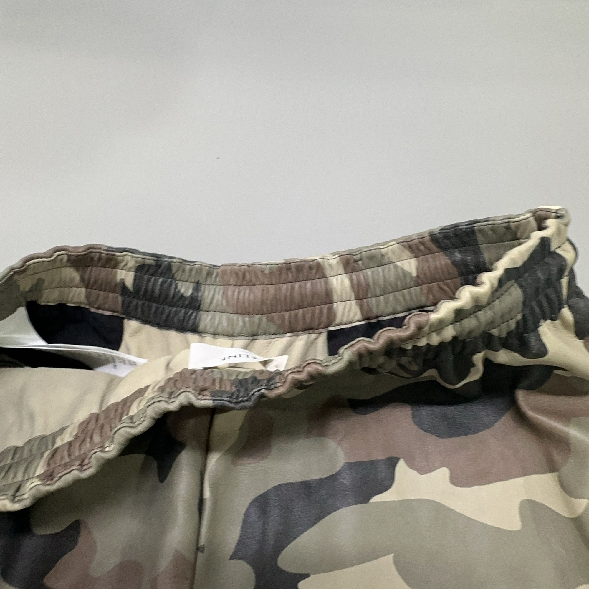 Celine Celine Camouflage Lambskin Shorts Size 40 Size 28" / US 6 / IT 42 - 11 Thumbnail
