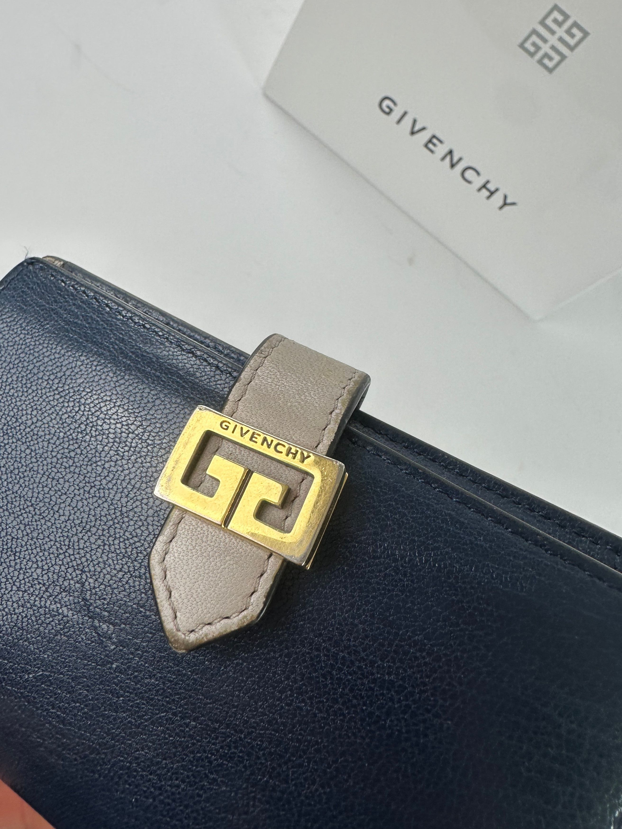 Givenchy Vintage Grained Leather Bifold Wallet Navy Size ONE SIZE - 3 Thumbnail