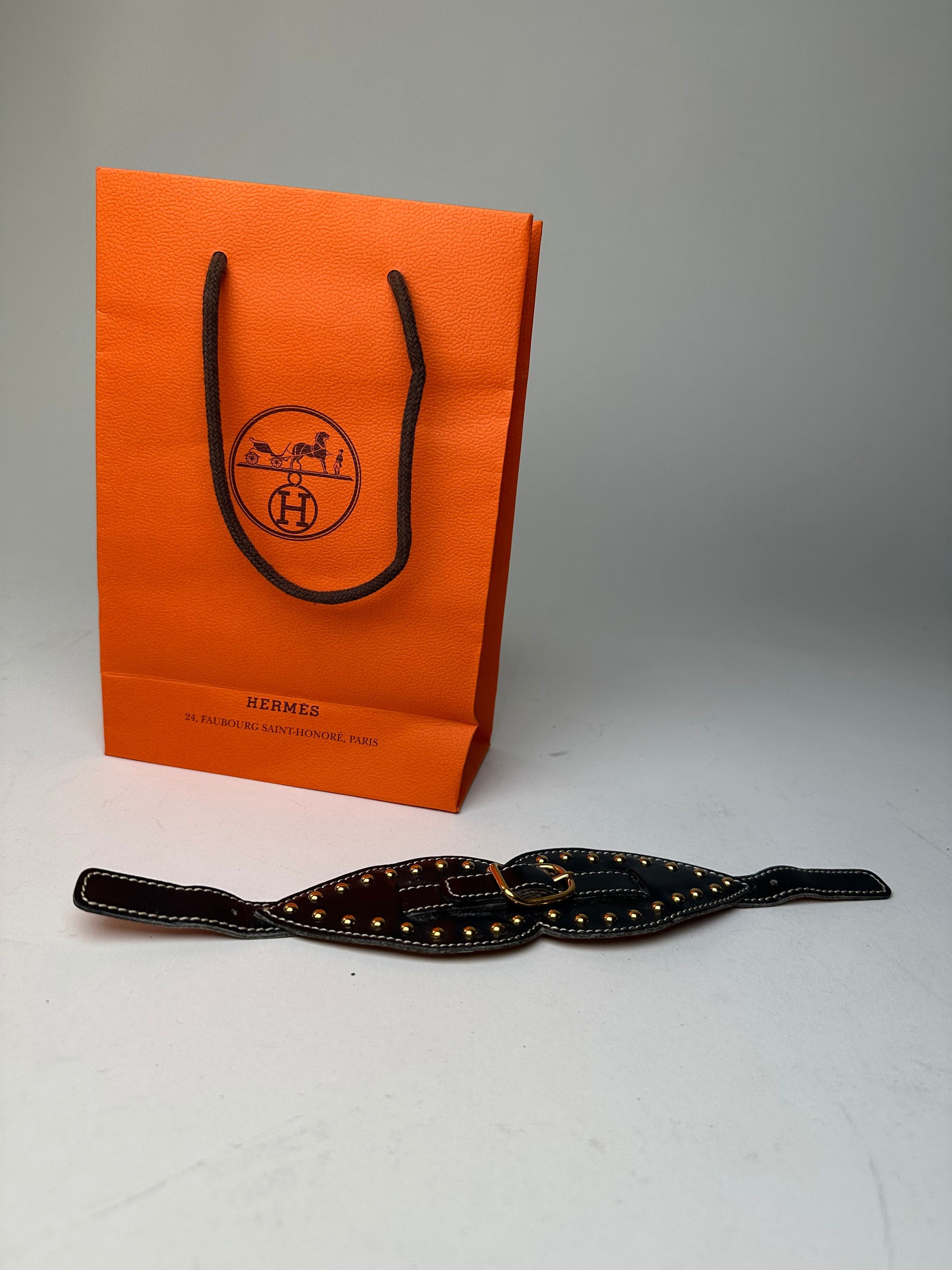 Other Vintage Hermès Paris Leather Studded Cuff Accessory Black Go Size ONE SIZE - 2 Thumbnail
