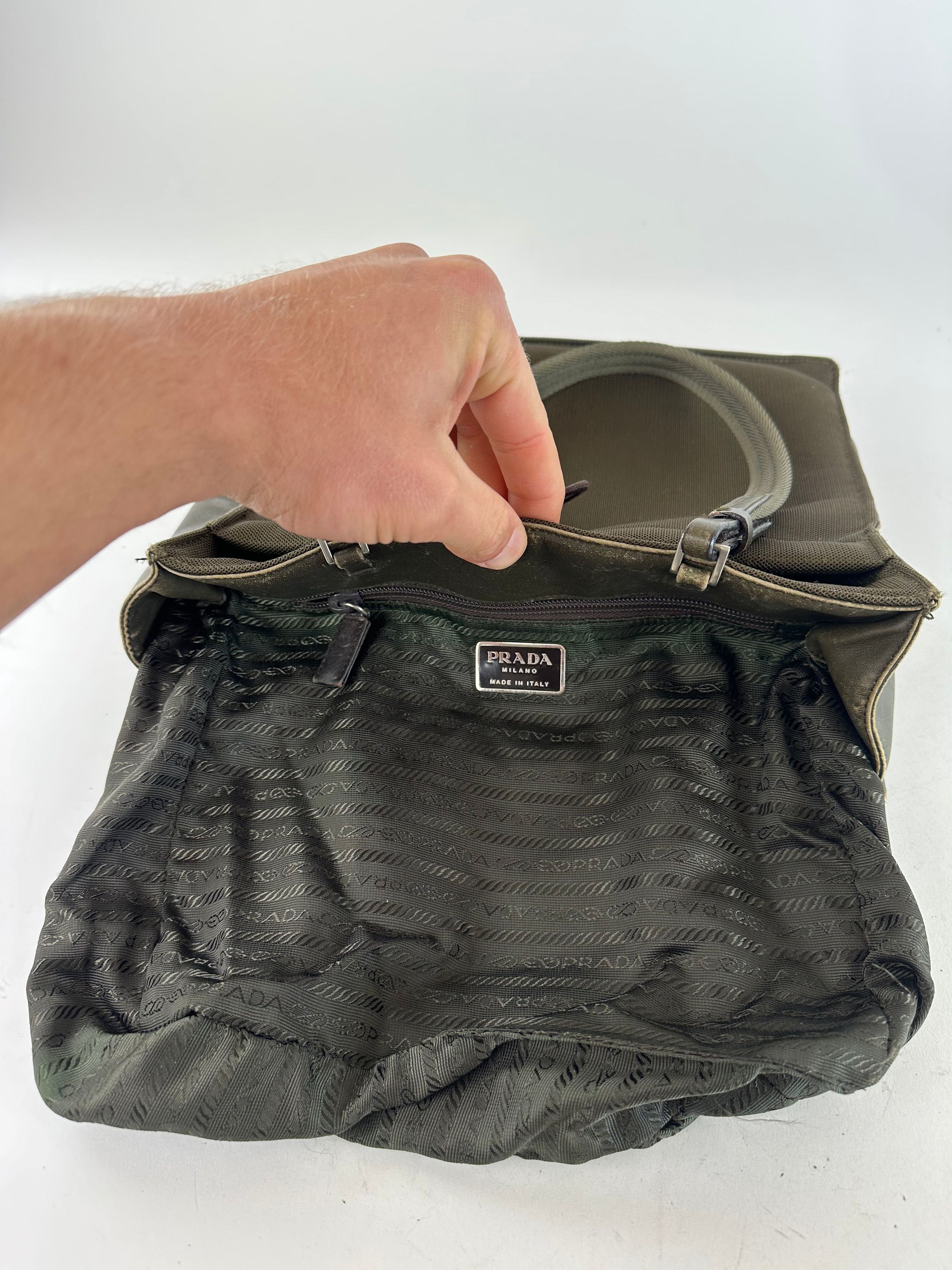 Prada Vintage Sport Tessuto Nylon Shoulder Bag Olive Brown Size ONE SIZE - 3 Thumbnail