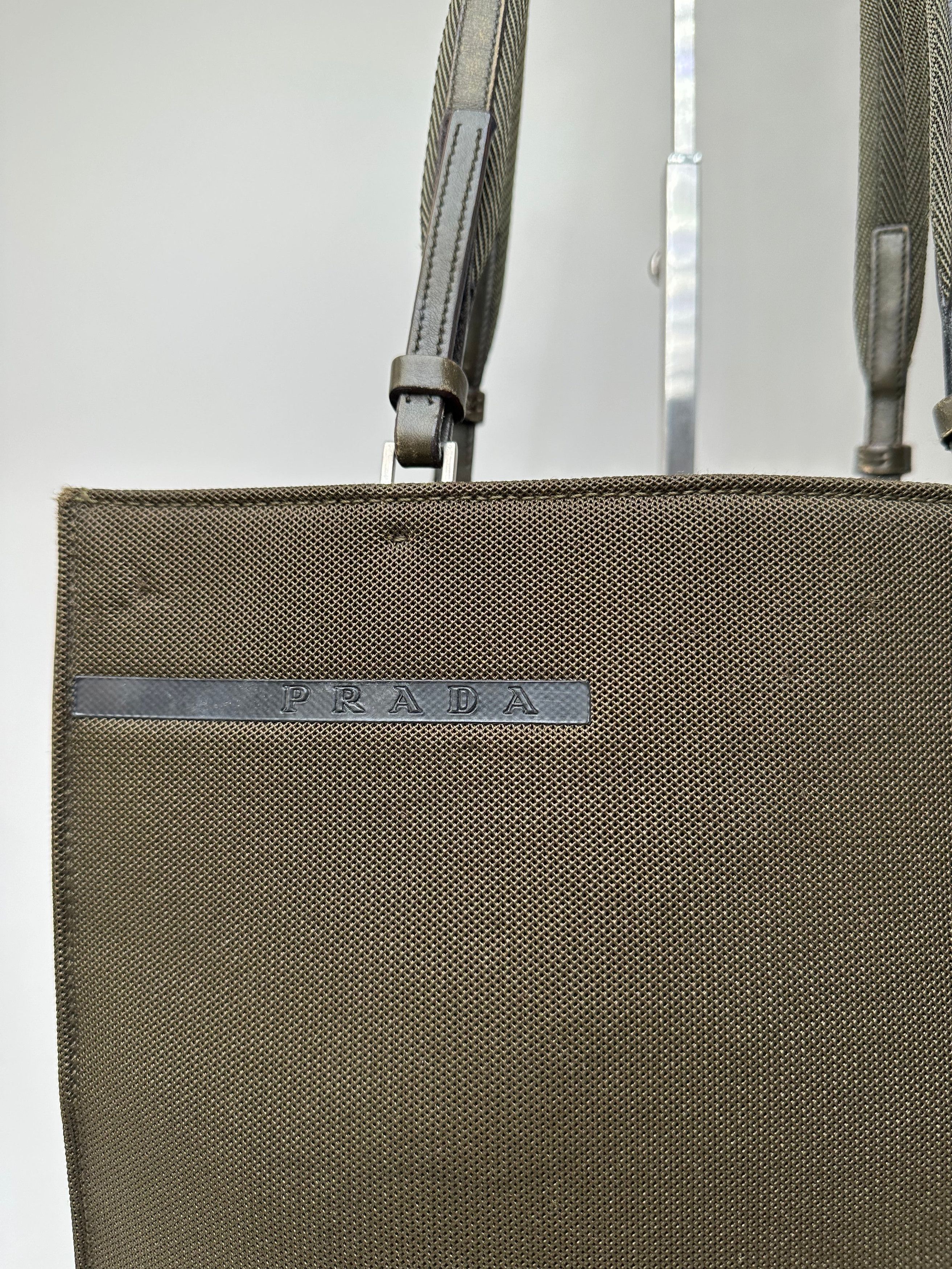 Prada Vintage Sport Tessuto Nylon Shoulder Bag Olive Brown Size ONE SIZE - 6 Thumbnail